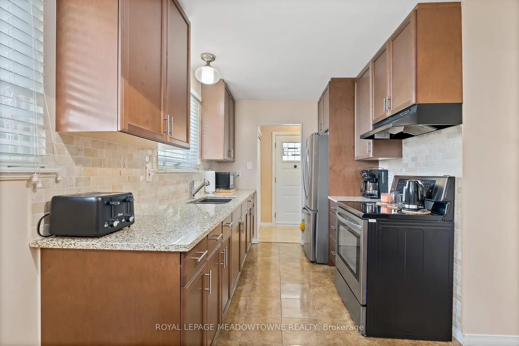 Photo 11 of 73 Jefferson Road, Brampton, Northgate — HOMEH