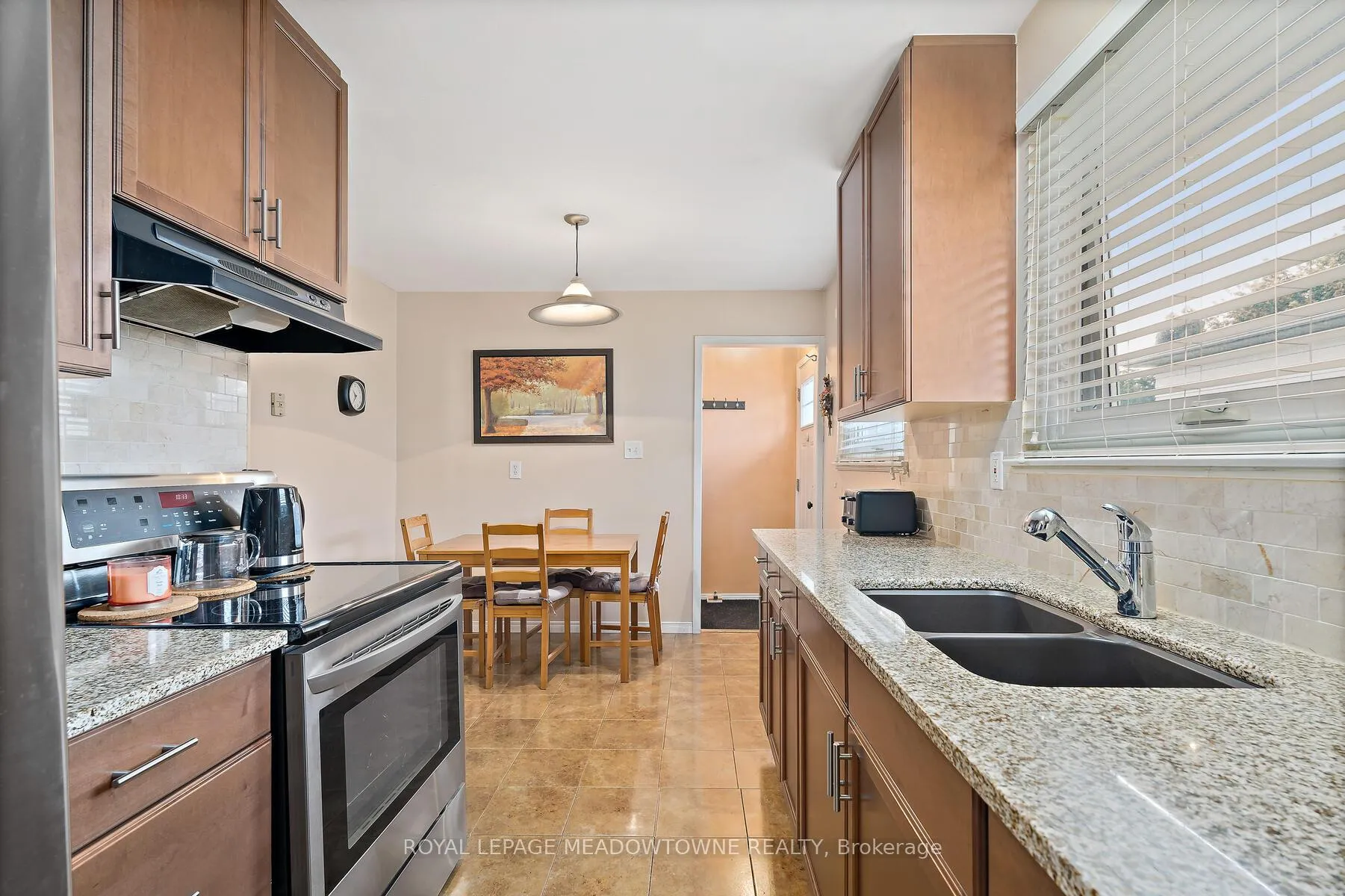 Photo 13 of 73 Jefferson Road, Brampton, Northgate — HOMEH