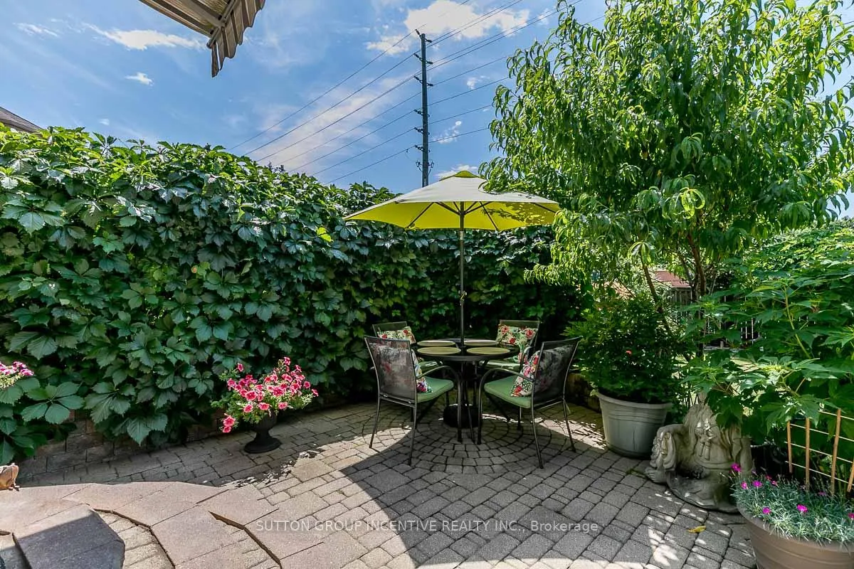 Photo 20 of 89 Cityview Circle, Barrie, Holly — HOMEH