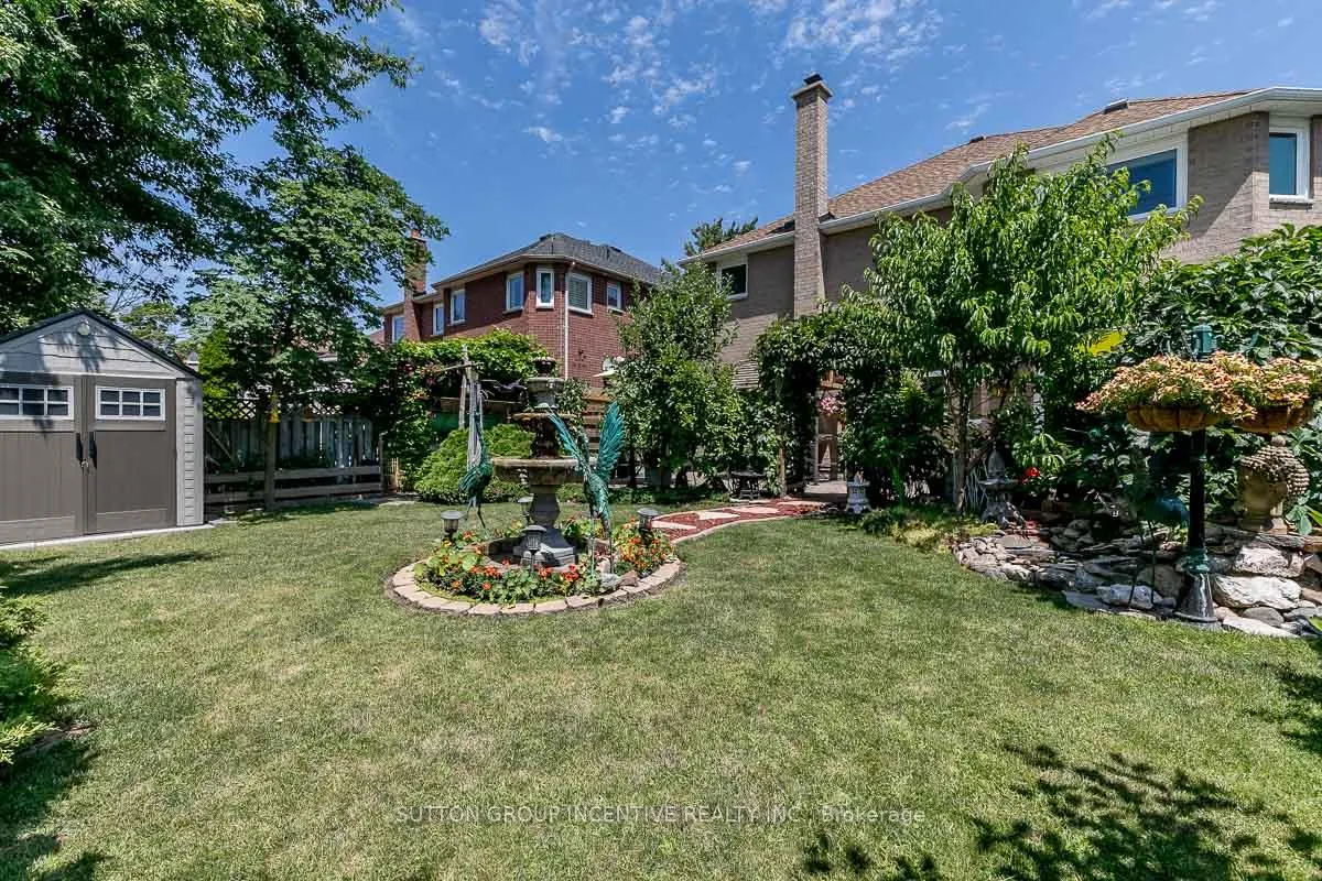 Photo 25 of 89 Cityview Circle, Barrie, Holly — HOMEH