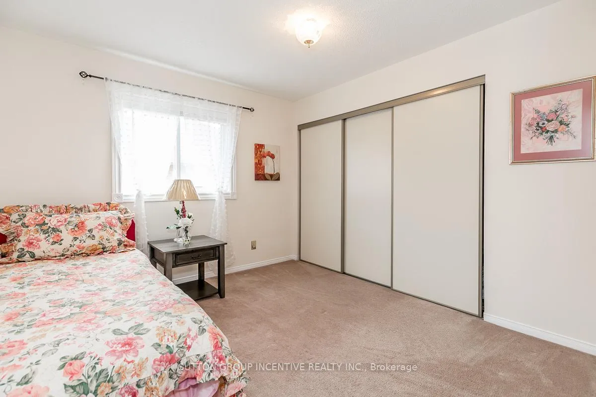 Photo 38 of 89 Cityview Circle, Barrie, Holly — HOMEH