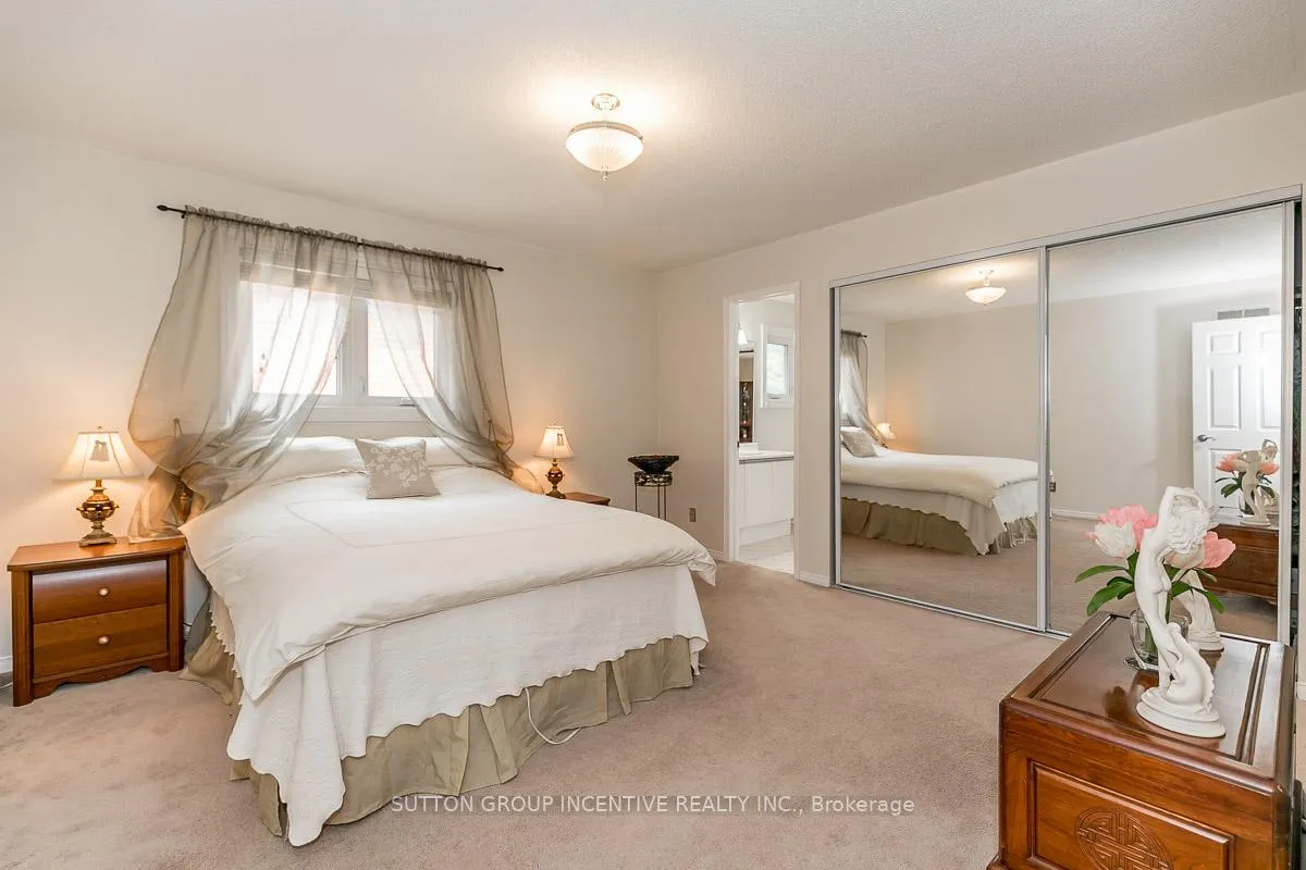 Photo 42 of 89 Cityview Circle, Barrie, Holly — HOMEH