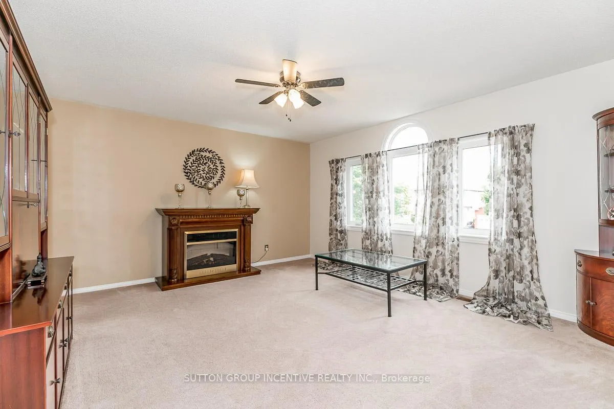 Photo 43 of 89 Cityview Circle, Barrie, Holly — HOMEH
