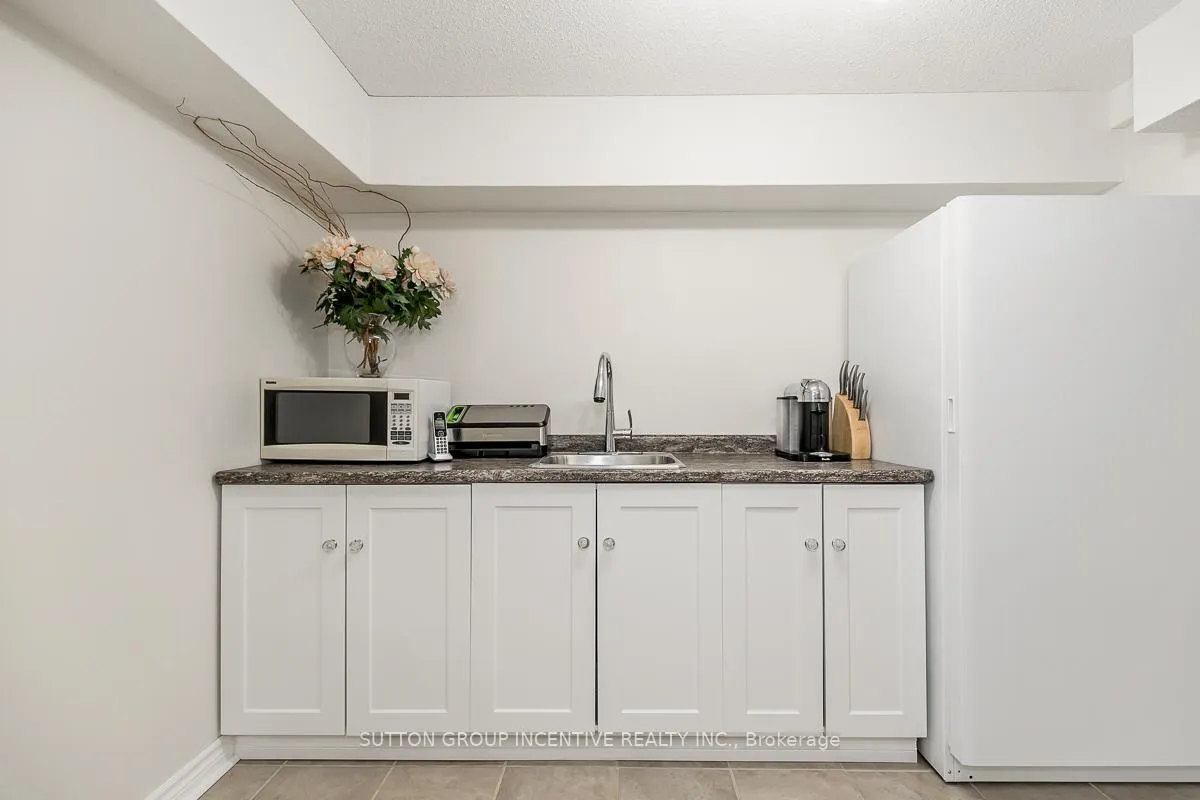 Photo 46 of 89 Cityview Circle, Barrie, Holly — HOMEH