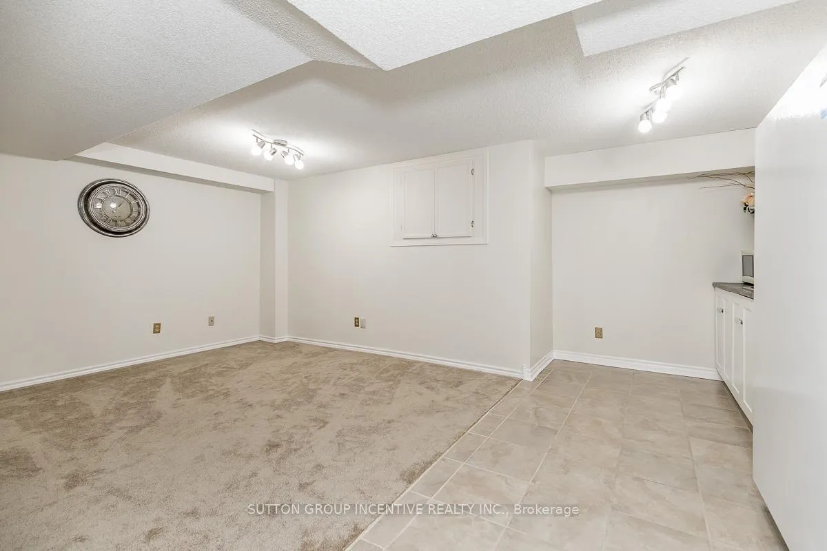 Photo 47 of 89 Cityview Circle, Barrie, Holly — HOMEH