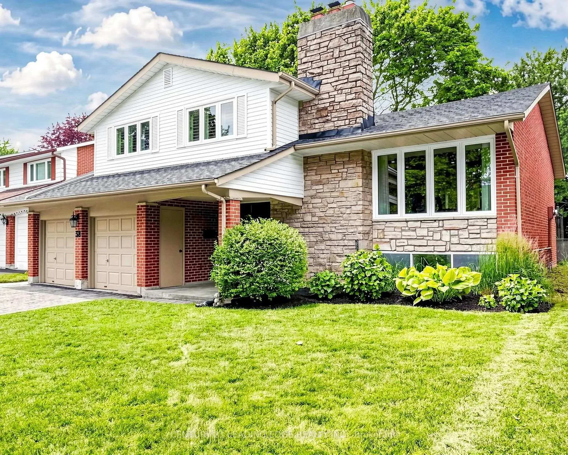 Photo 2 of 38 Sheldonbury Crescent, Scarborough, L'Amoreaux — HOMEH