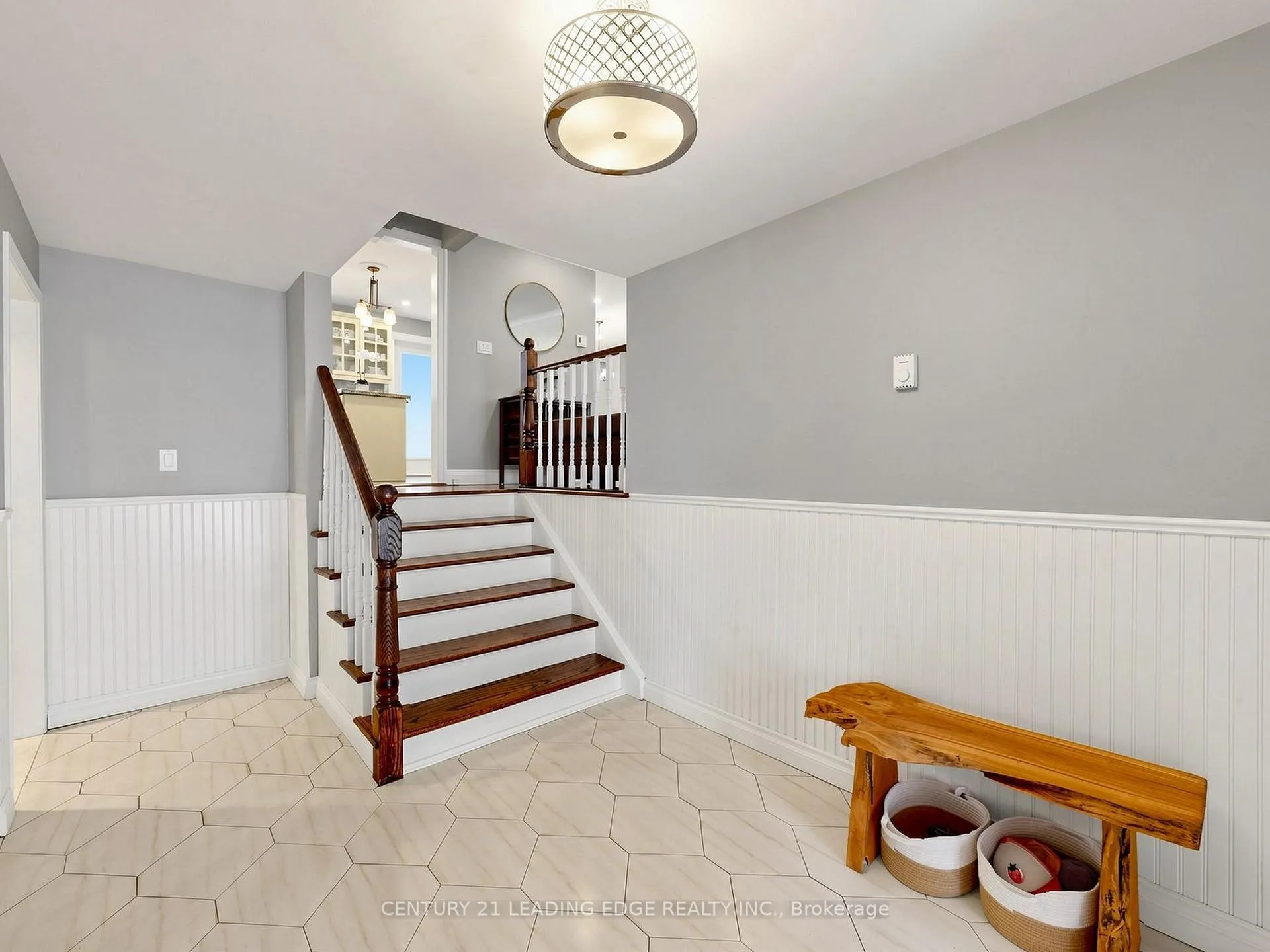 Photo 6 of 38 Sheldonbury Crescent, Scarborough, L'Amoreaux — HOMEH
