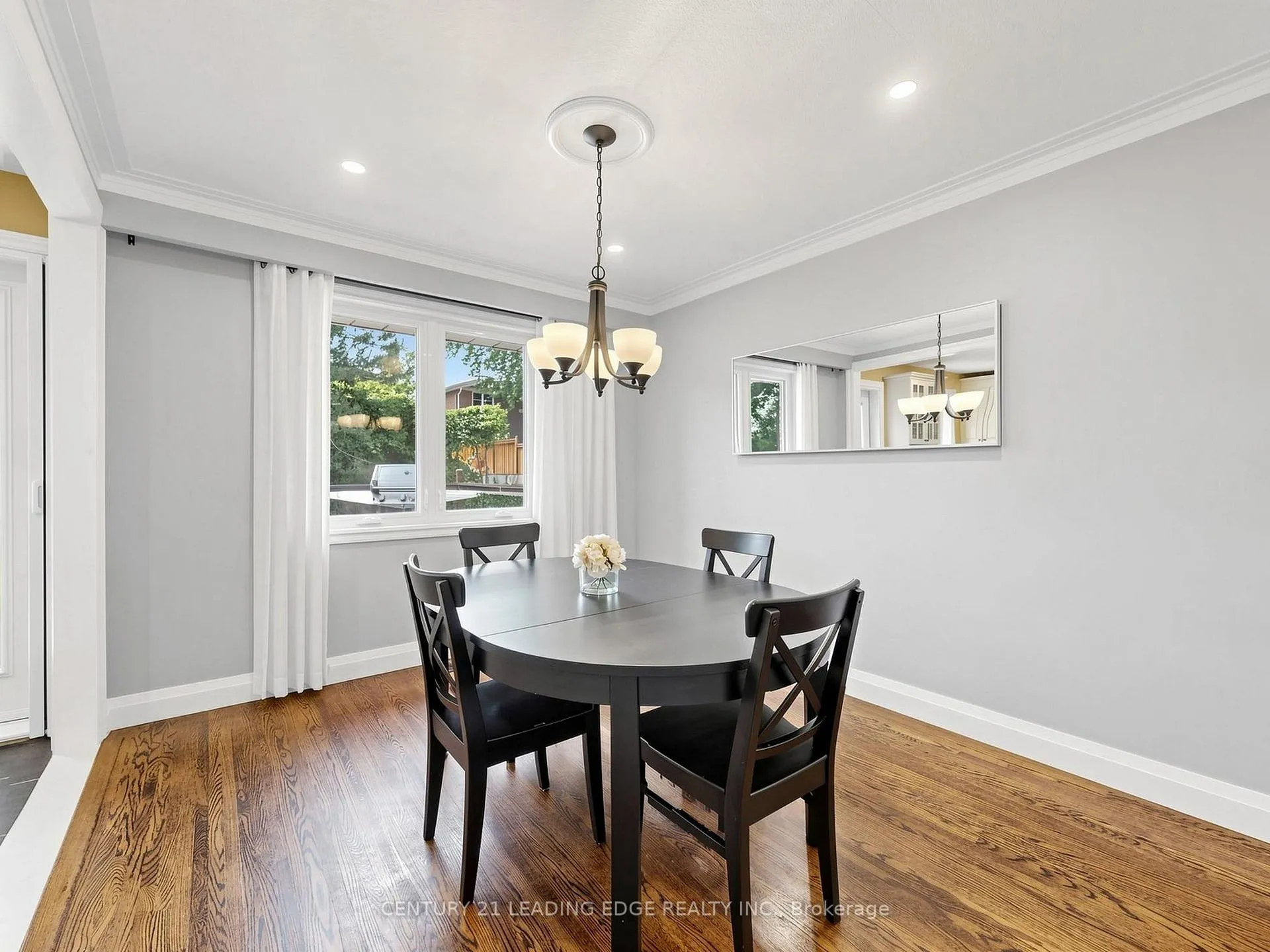 Photo 10 of 38 Sheldonbury Crescent, Scarborough, L'Amoreaux — HOMEH