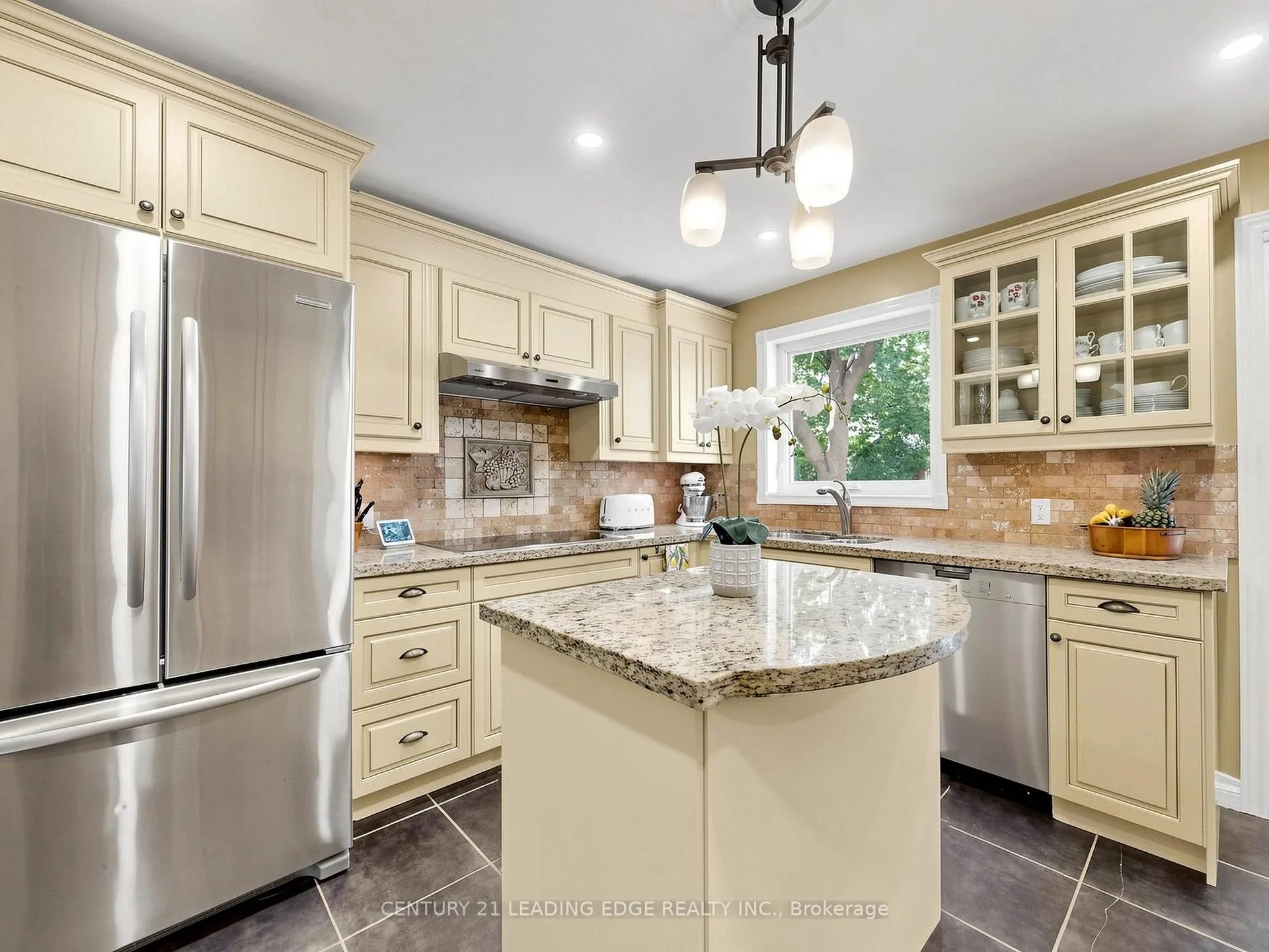 Photo 14 of 38 Sheldonbury Crescent, Scarborough, L'Amoreaux — HOMEH