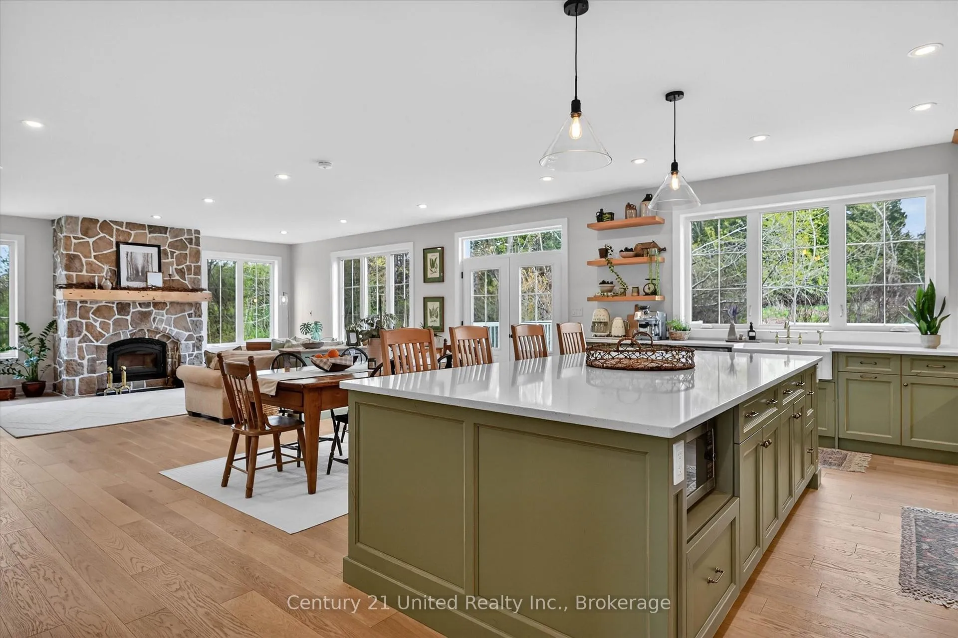Photo 5 of 38 Darling Drive, Selwyn — HOMEH