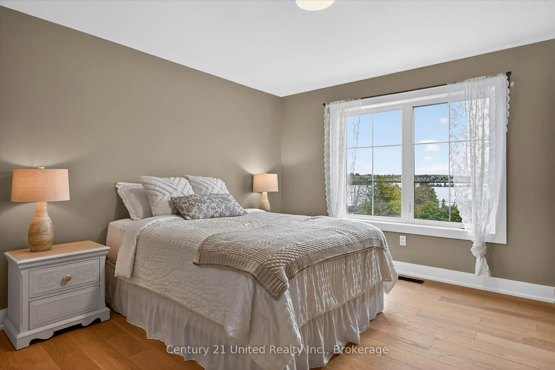 Photo 28 of 38 Darling Drive, Selwyn — HOMEH
