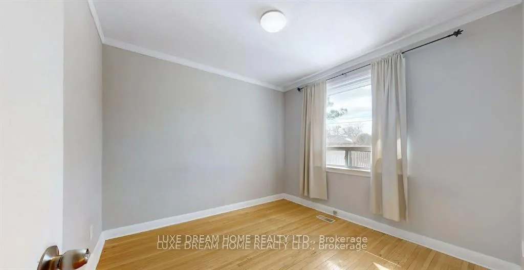 Photo 11 of 16 Perivale Crescent, Scarborough, Bendale — HOMEH