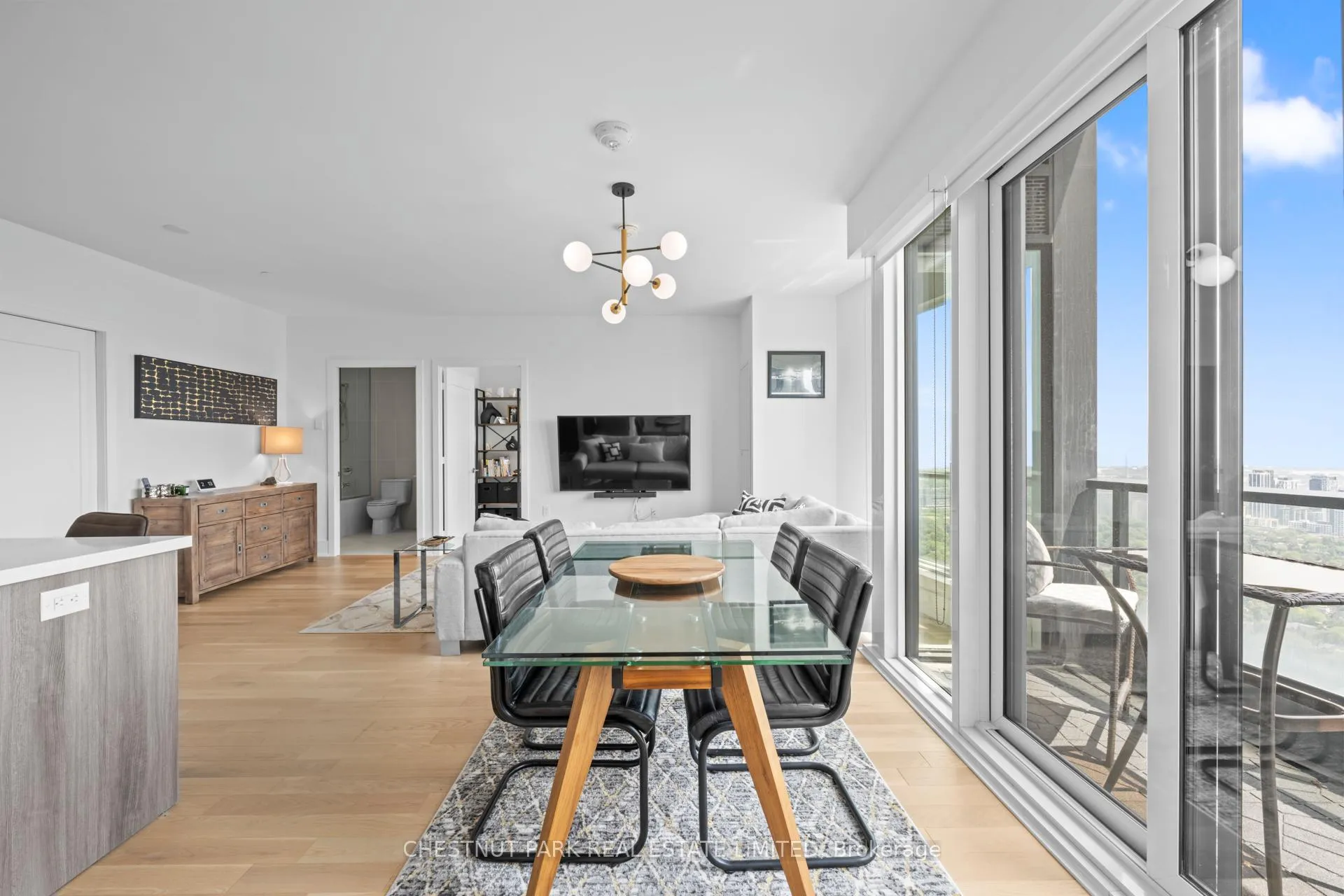 Photo 9 of Unit 4419, 585 Bloor Street E, Toronto, Cabbagetown-South St. James Town — HOMEH