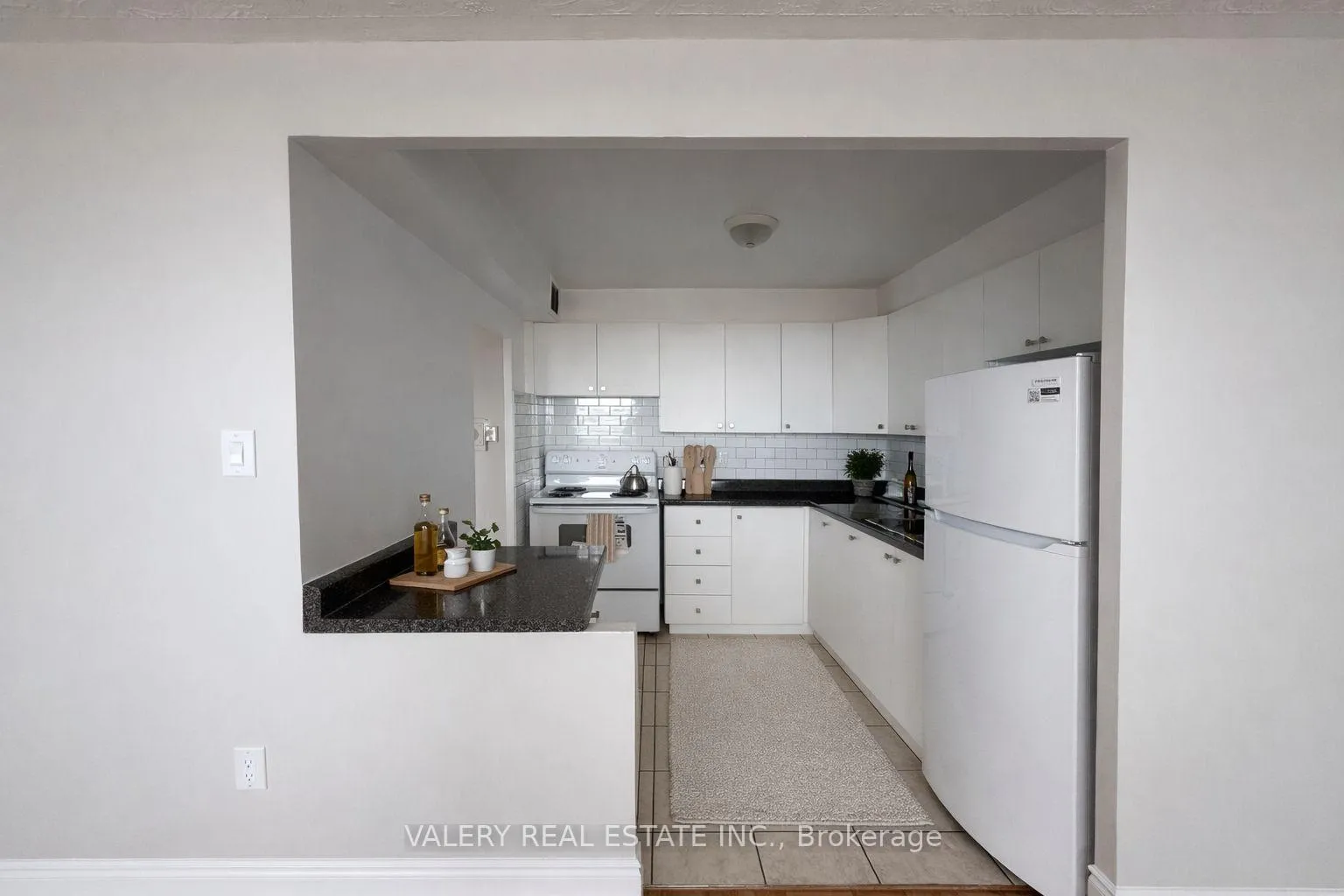 Photo 4 of Unit 1508, 890 Jane Street, Toronto, Rockcliffe-Smythe — HOMEH