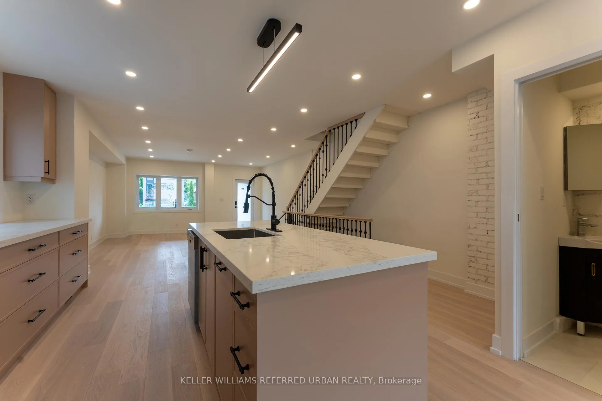 Photo 7 of 8 Doncaster Avenue, Toronto, Woodbine-Lumsden — HOMEH