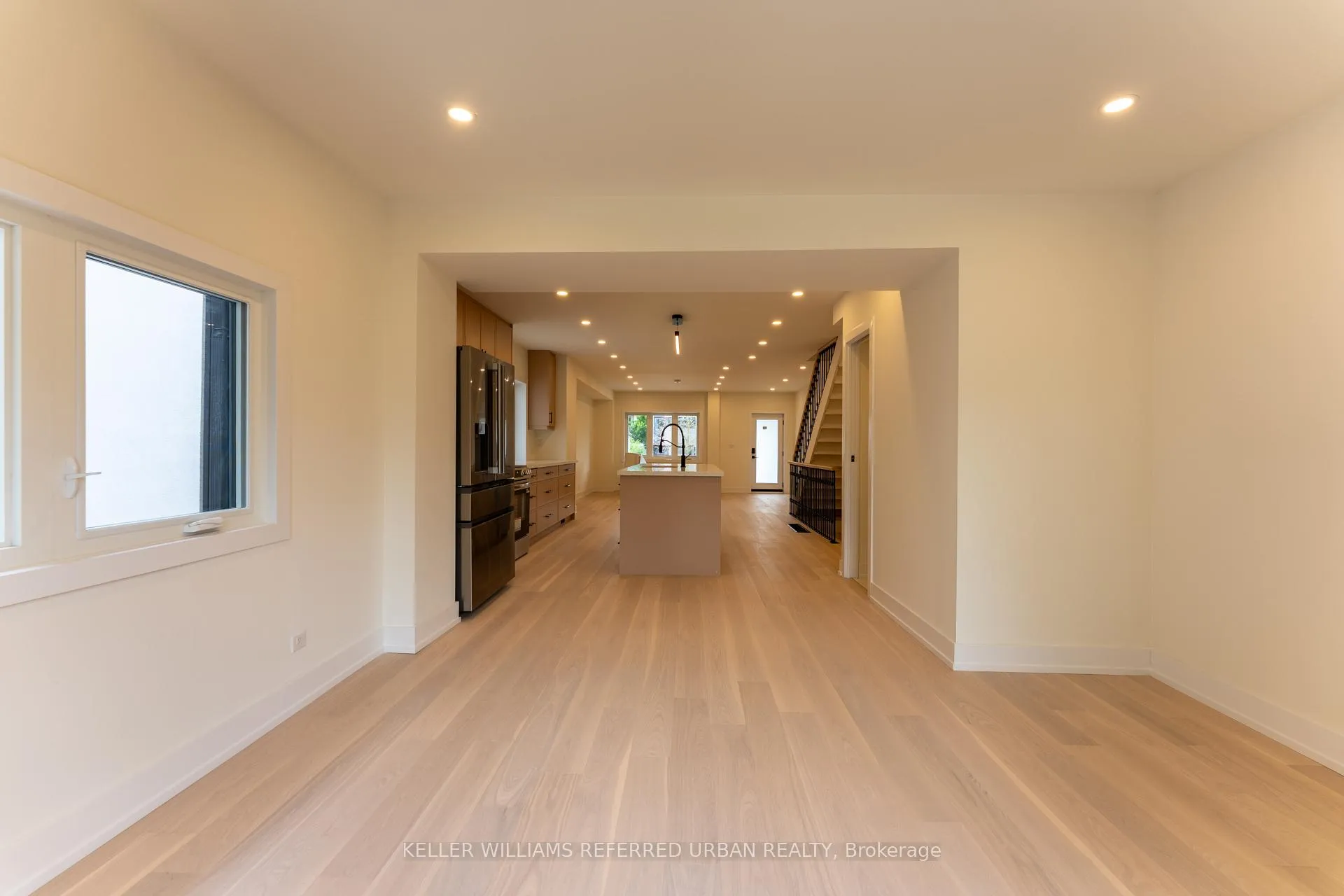 Photo 9 of 8 Doncaster Avenue, Toronto, Woodbine-Lumsden — HOMEH