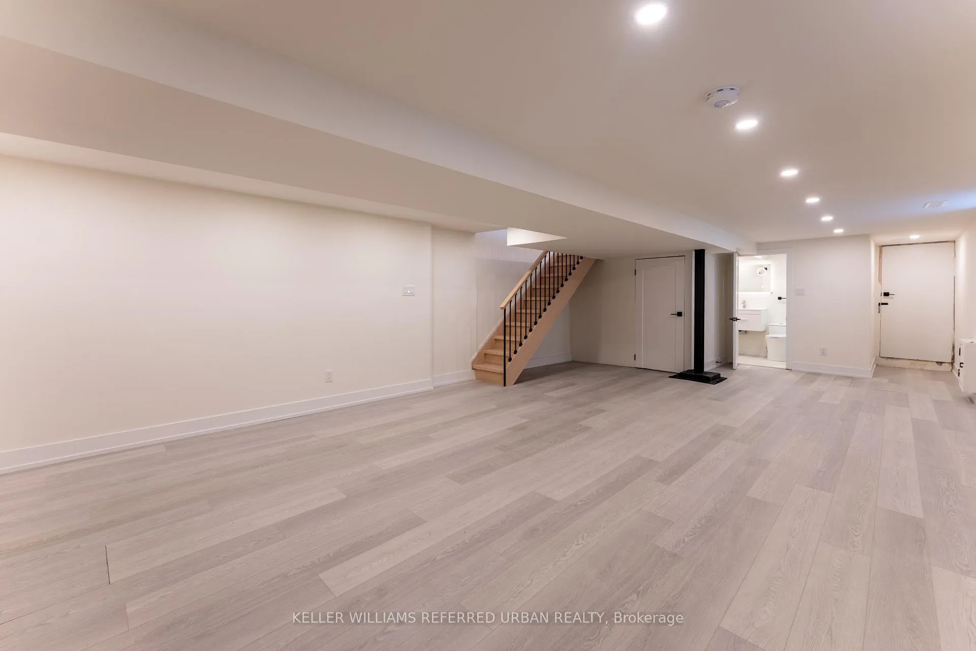 Photo 16 of 8 Doncaster Avenue, Toronto, Woodbine-Lumsden — HOMEH
