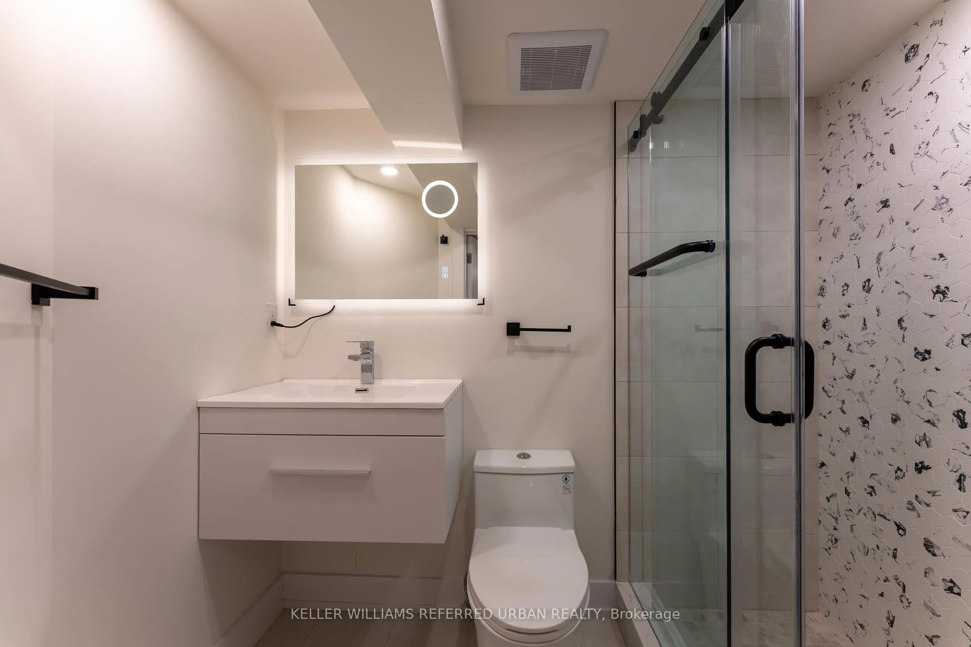 Photo 17 of 8 Doncaster Avenue, Toronto, Woodbine-Lumsden — HOMEH