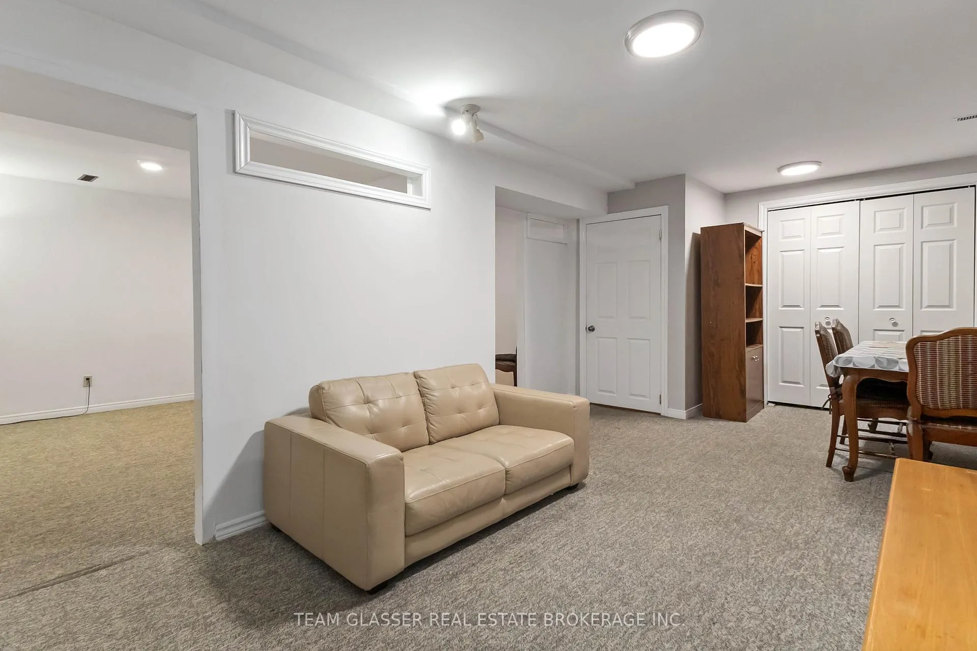 Photo 21 of 1082 Lawson Road, London, North I — HOMEH