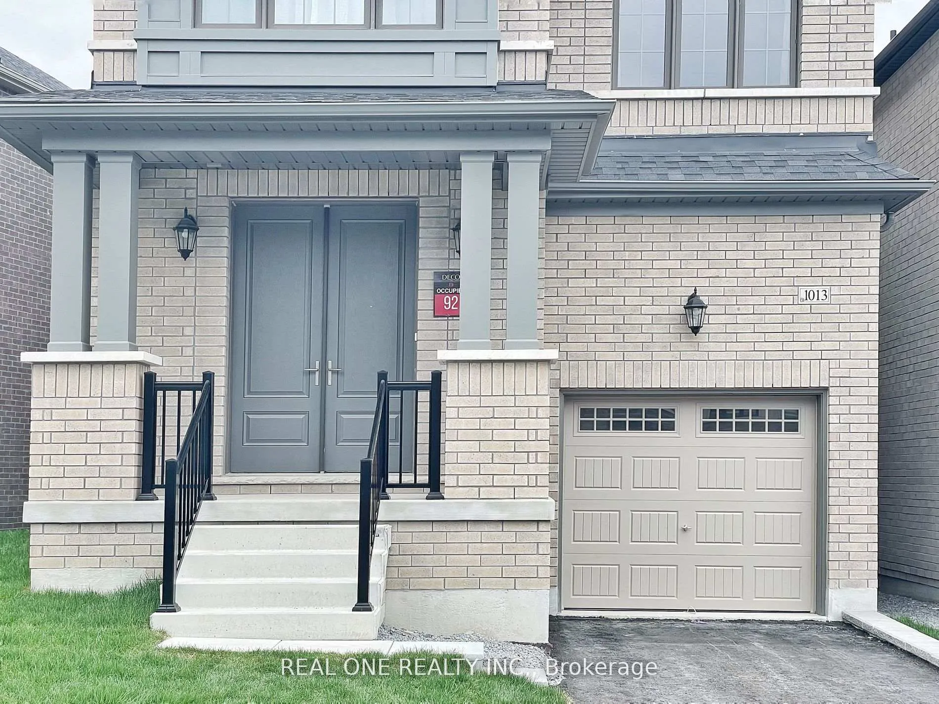 Photo 2 of 1013 Pisces Trail, Pickering, Rural Pickering — HOMEH