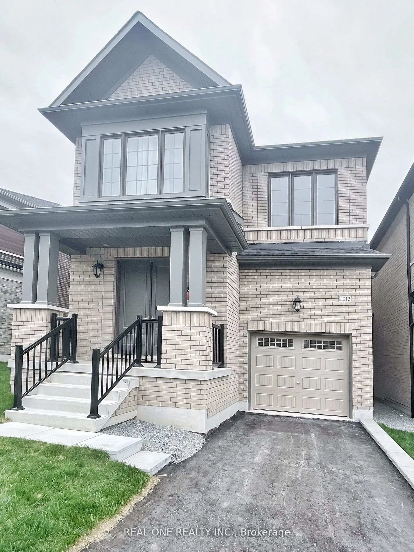 Photo 7 of 1013 Pisces Trail, Pickering, Rural Pickering — HOMEH