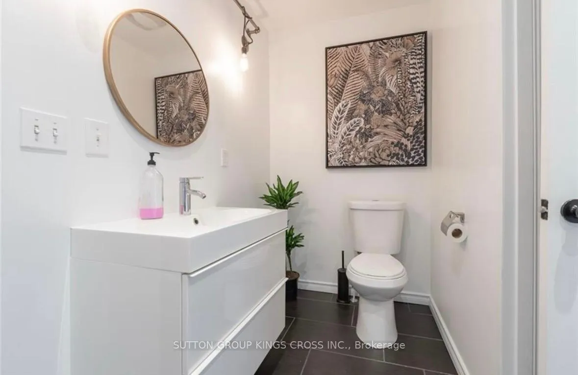 Photo 9 of Unit Upper, 179 John Street S, Hamilton, Corktown — HOMEH