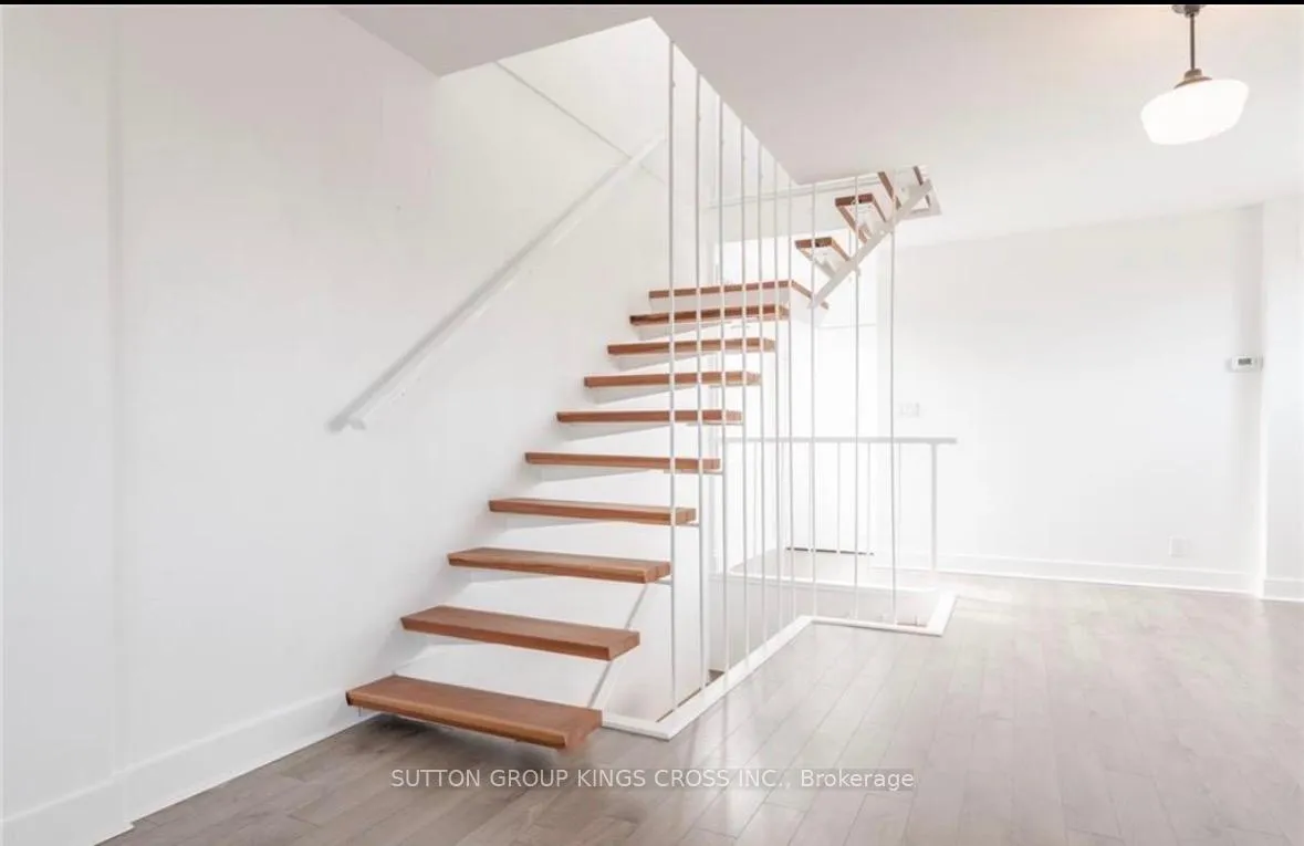 Photo 17 of Unit Upper, 179 John Street S, Hamilton, Corktown — HOMEH