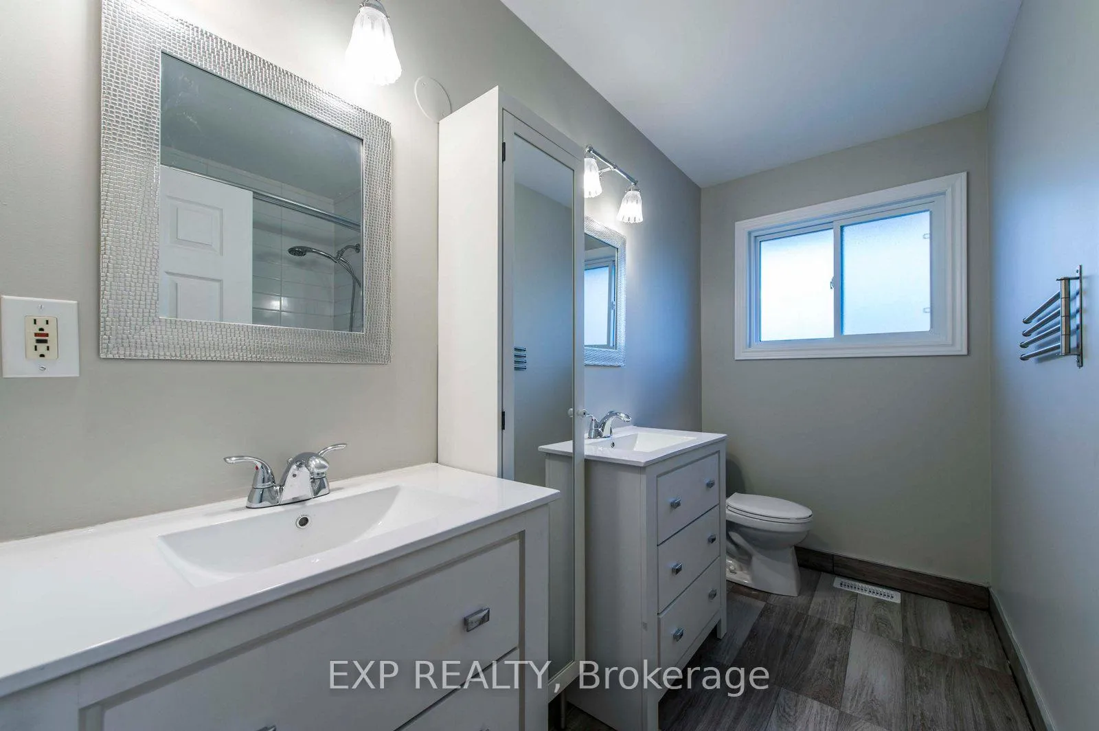 Photo 12 of Unit A, 107 Hilliard Avenue, Ottawa, City View/Skyline/Fisher Heights/Parkwood Hills — HOMEH