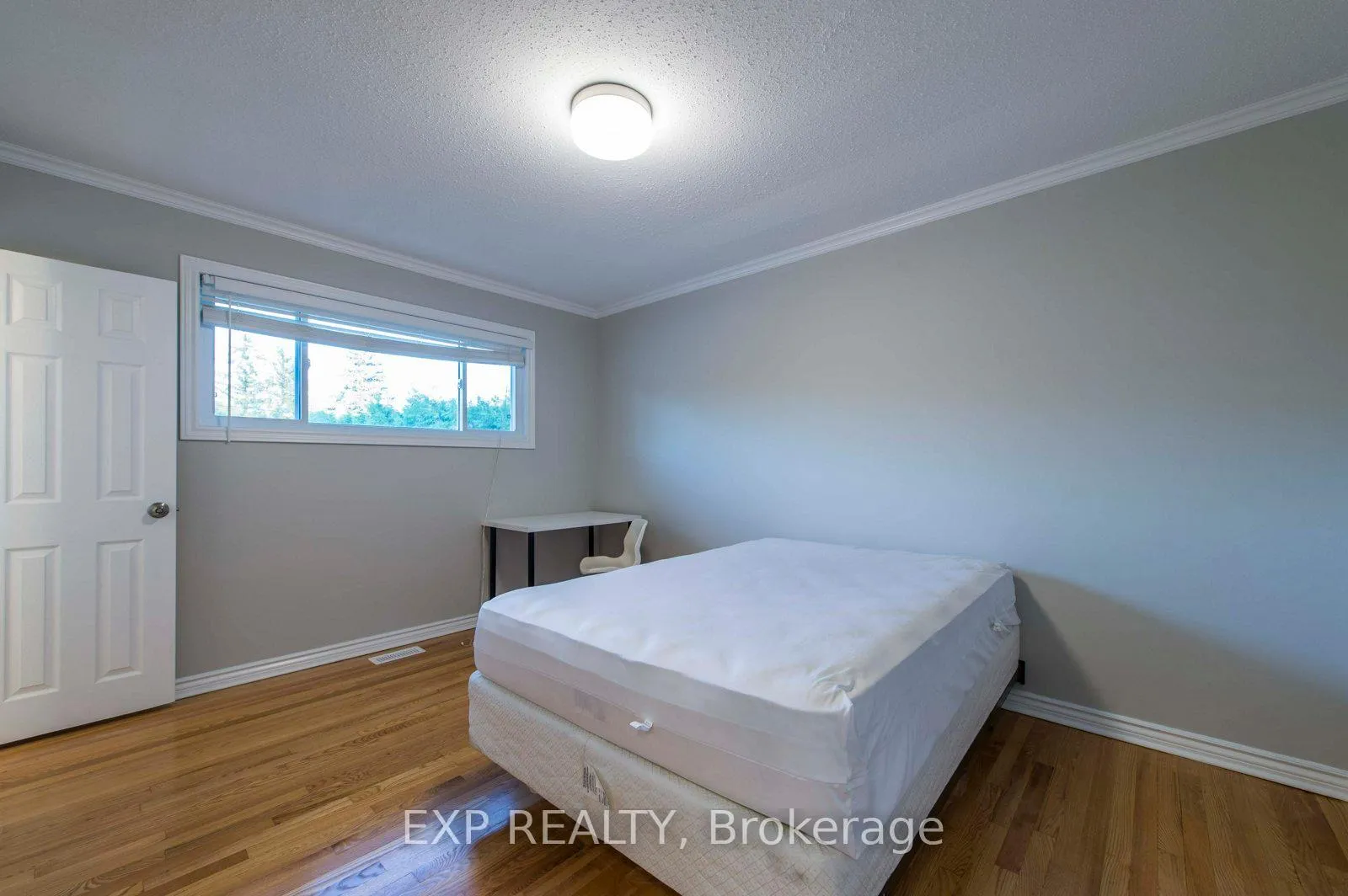 Photo 13 of Unit A, 107 Hilliard Avenue, Ottawa, City View/Skyline/Fisher Heights/Parkwood Hills — HOMEH