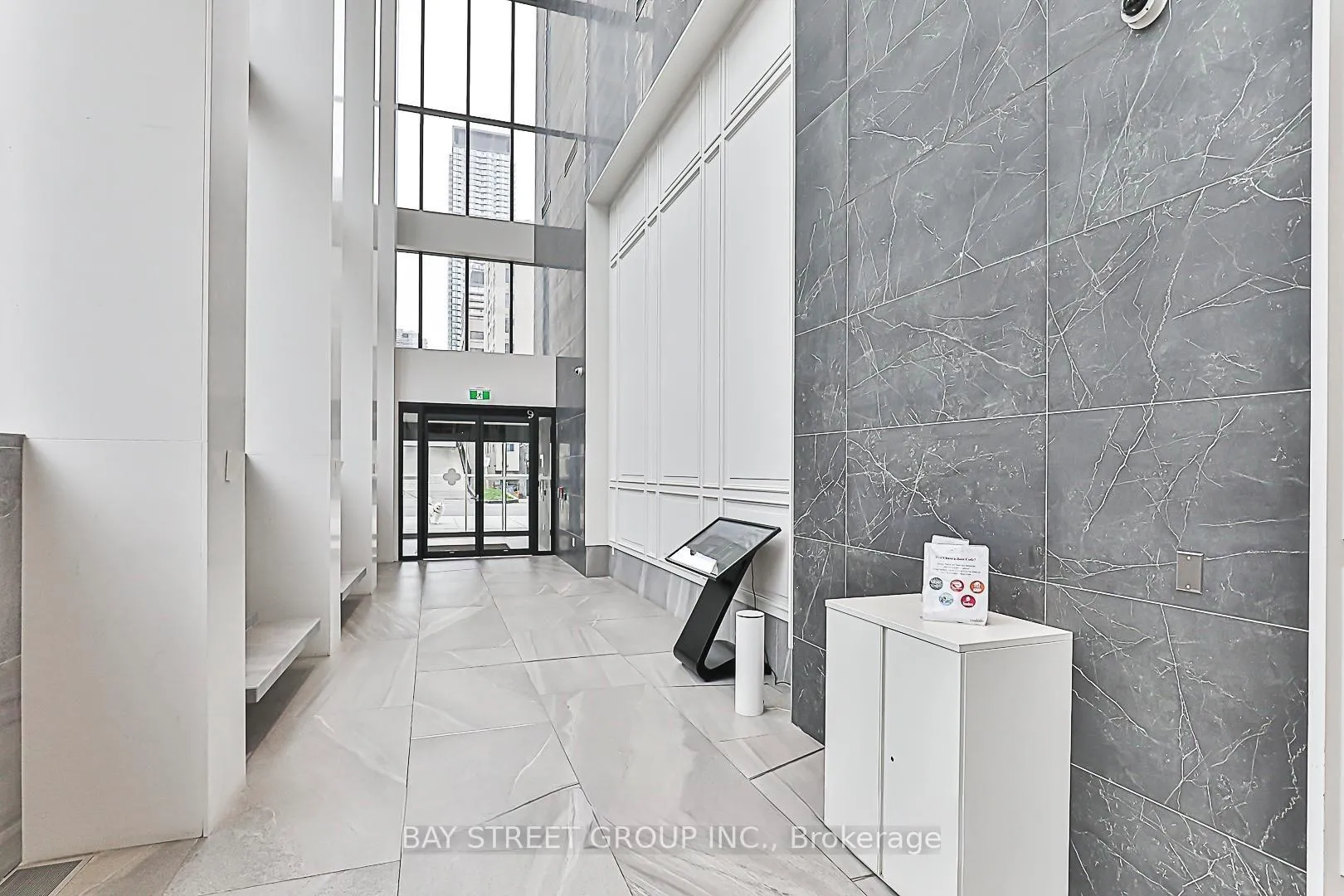 Photo 2 of Unit 2109, 3 Gloucester Street, Toronto, Church-Yonge Corridor — HOMEH