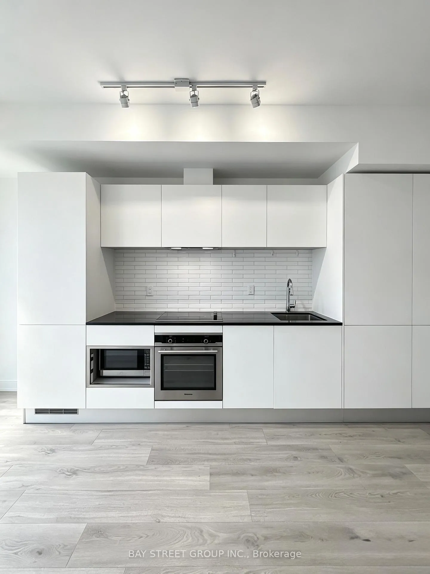 Photo 6 of Unit 2109, 3 Gloucester Street, Toronto, Church-Yonge Corridor — HOMEH