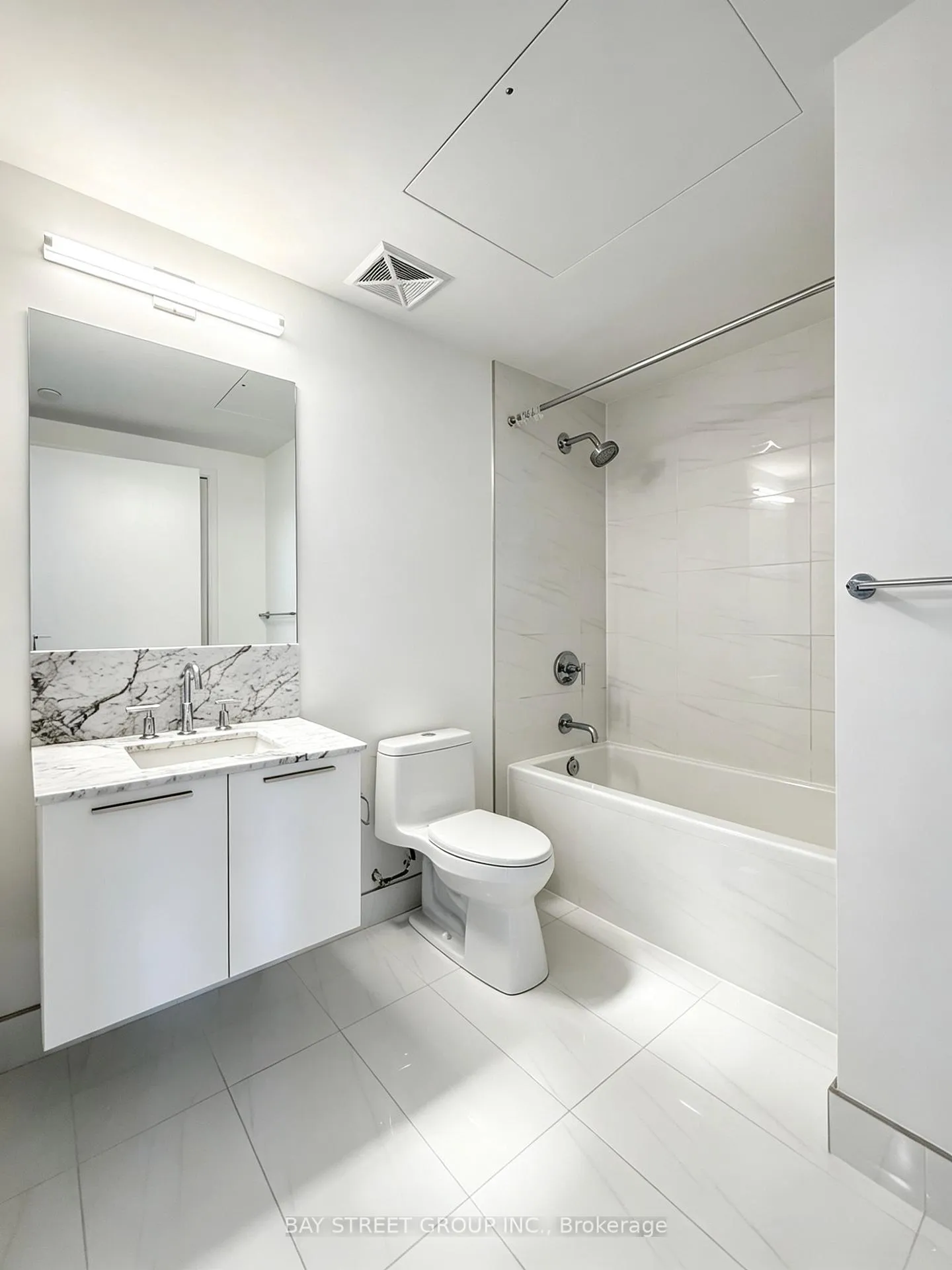 Photo 9 of Unit 2109, 3 Gloucester Street, Toronto, Church-Yonge Corridor — HOMEH