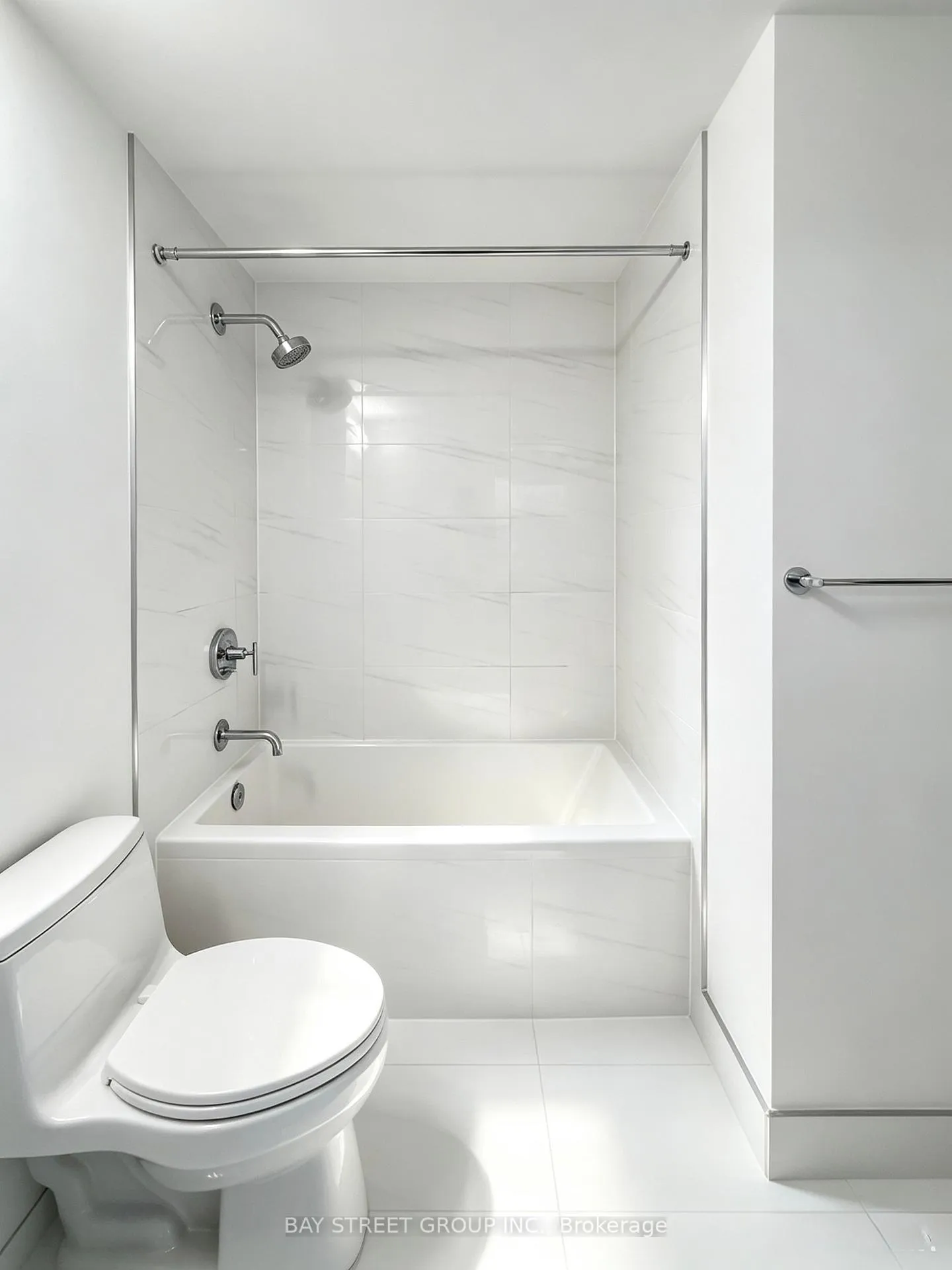 Photo 10 of Unit 2109, 3 Gloucester Street, Toronto, Church-Yonge Corridor — HOMEH