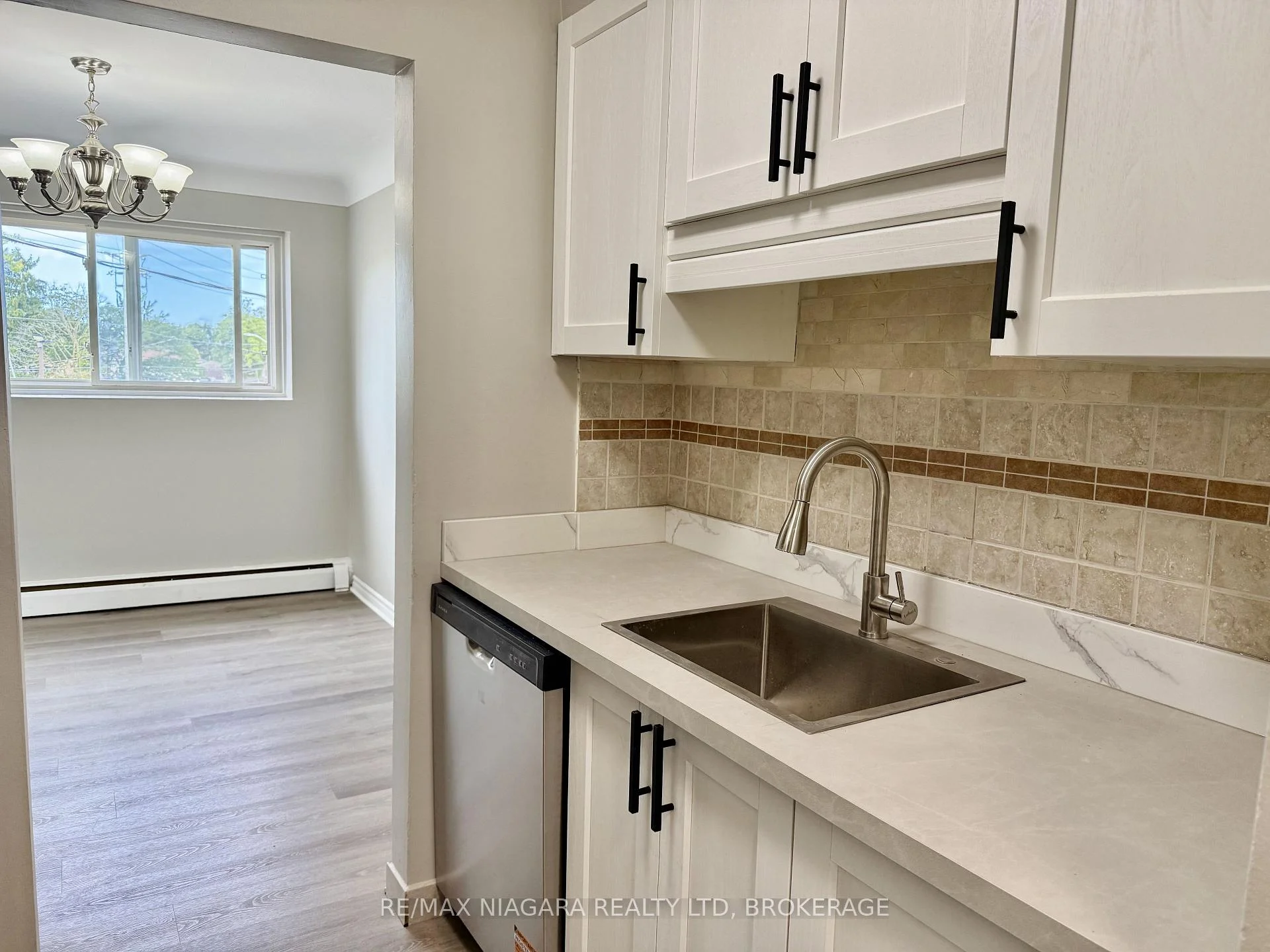 Photo 37 of Unit 7, 286 Vine Street, St. Catharines, Carlton/Bunting — HOMEH