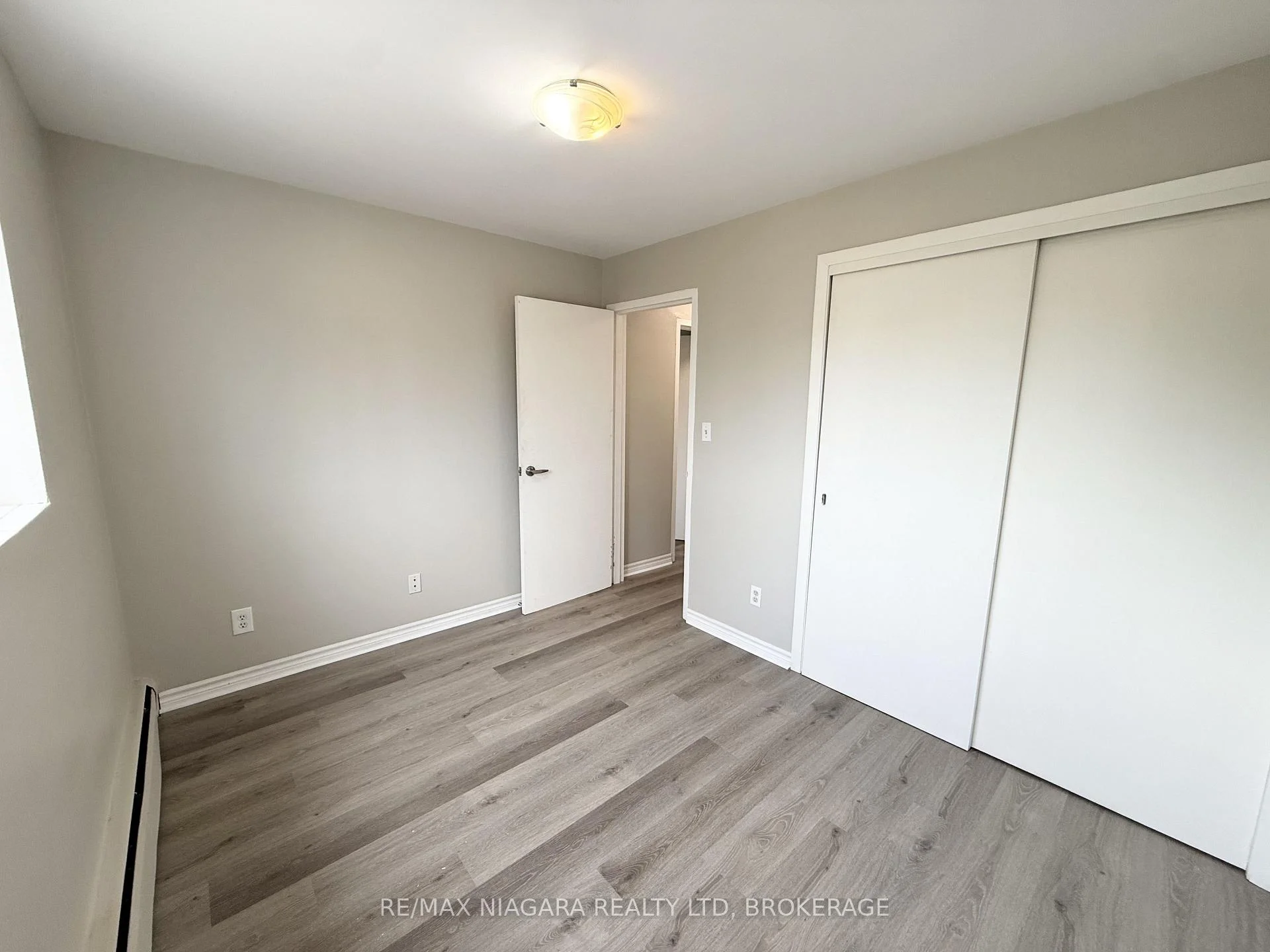 Photo 50 of Unit 7, 286 Vine Street, St. Catharines, Carlton/Bunting — HOMEH