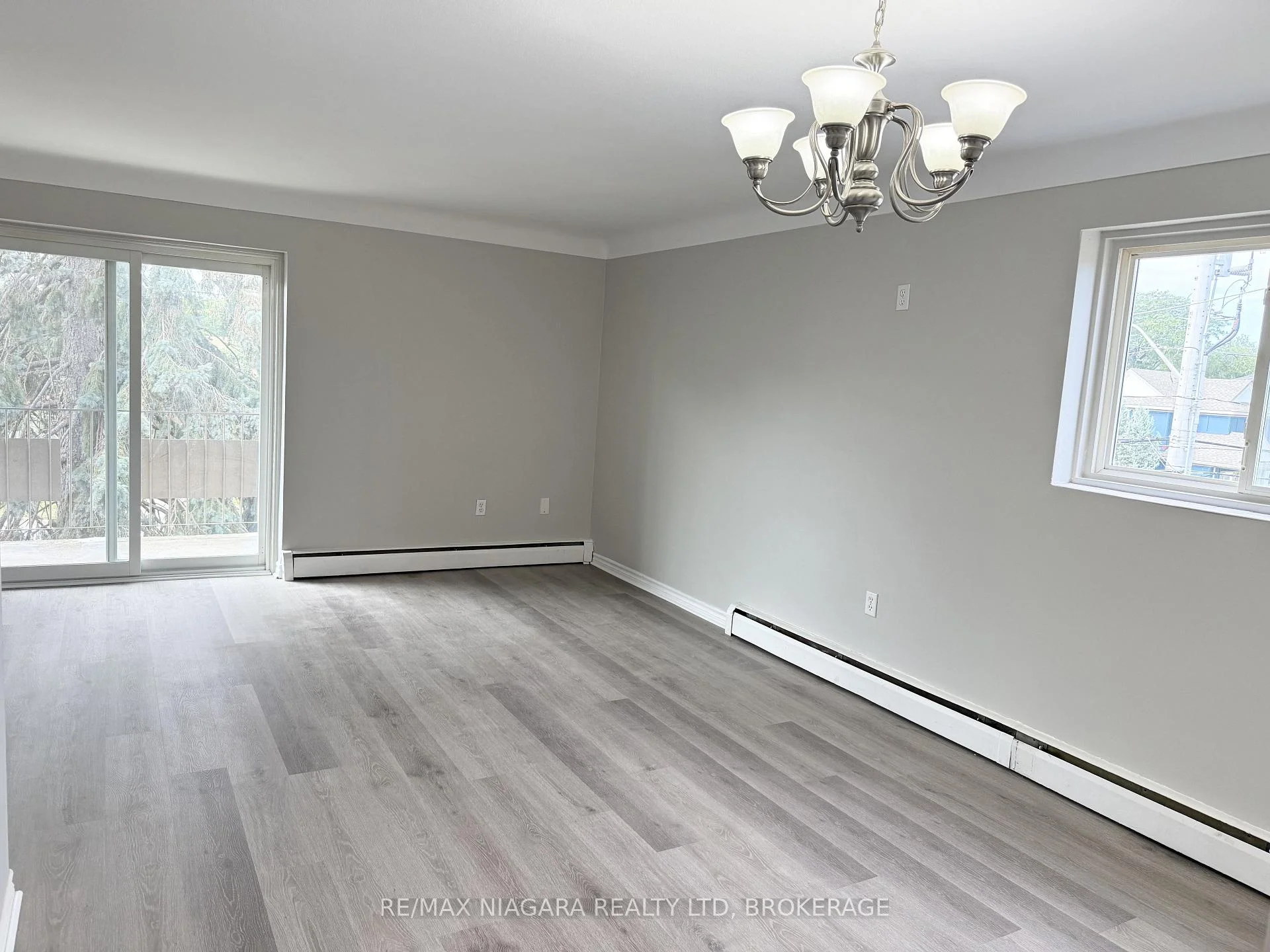 Photo 54 of Unit 7, 286 Vine Street, St. Catharines, Carlton/Bunting — HOMEH