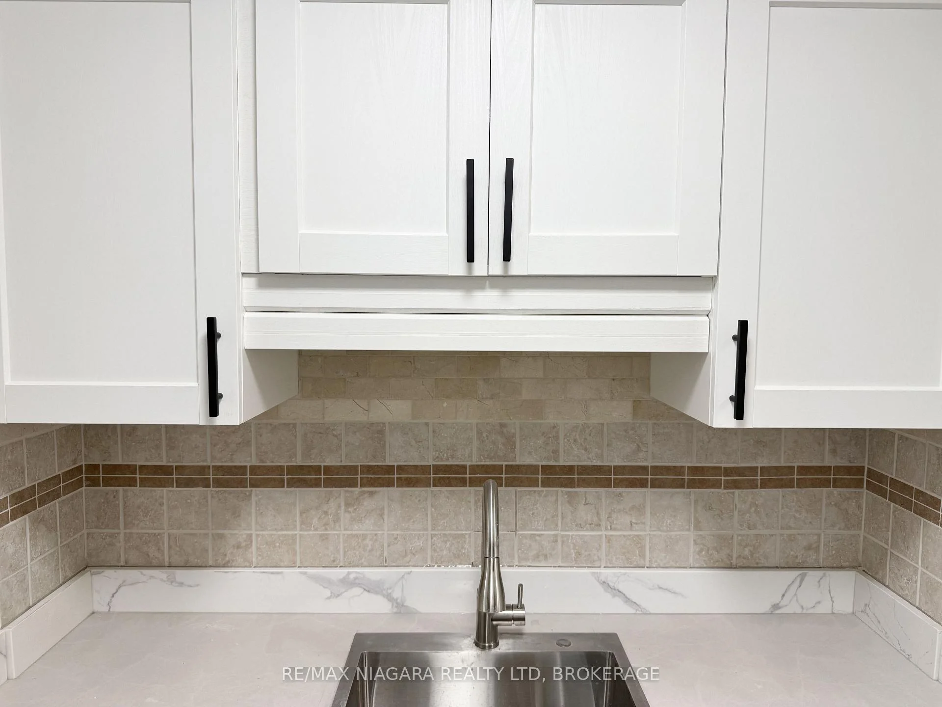Photo 55 of Unit 7, 286 Vine Street, St. Catharines, Carlton/Bunting — HOMEH