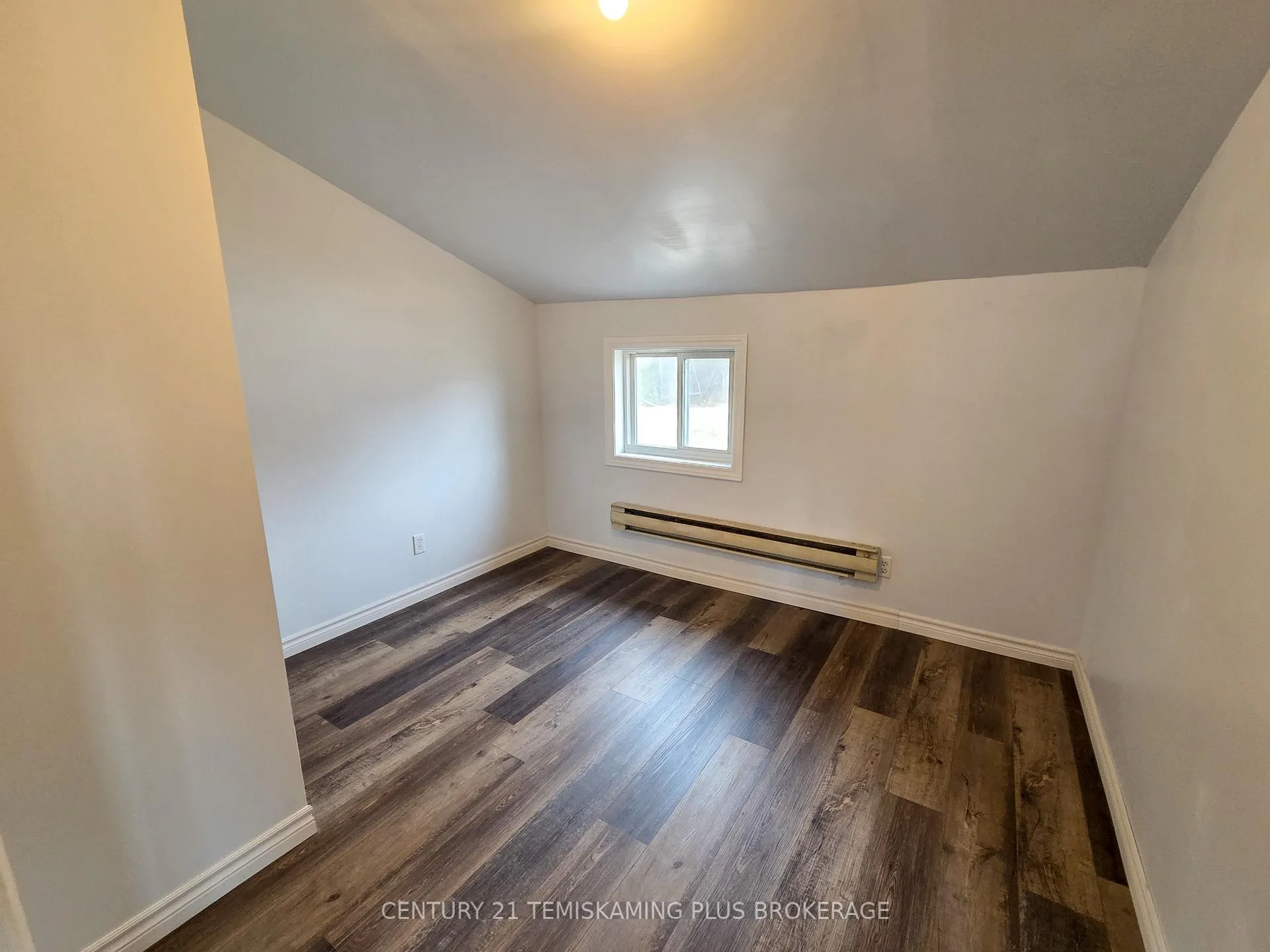 Photo 6 of 533205 River Road, Englehart, Central Timiskaming — HOMEH