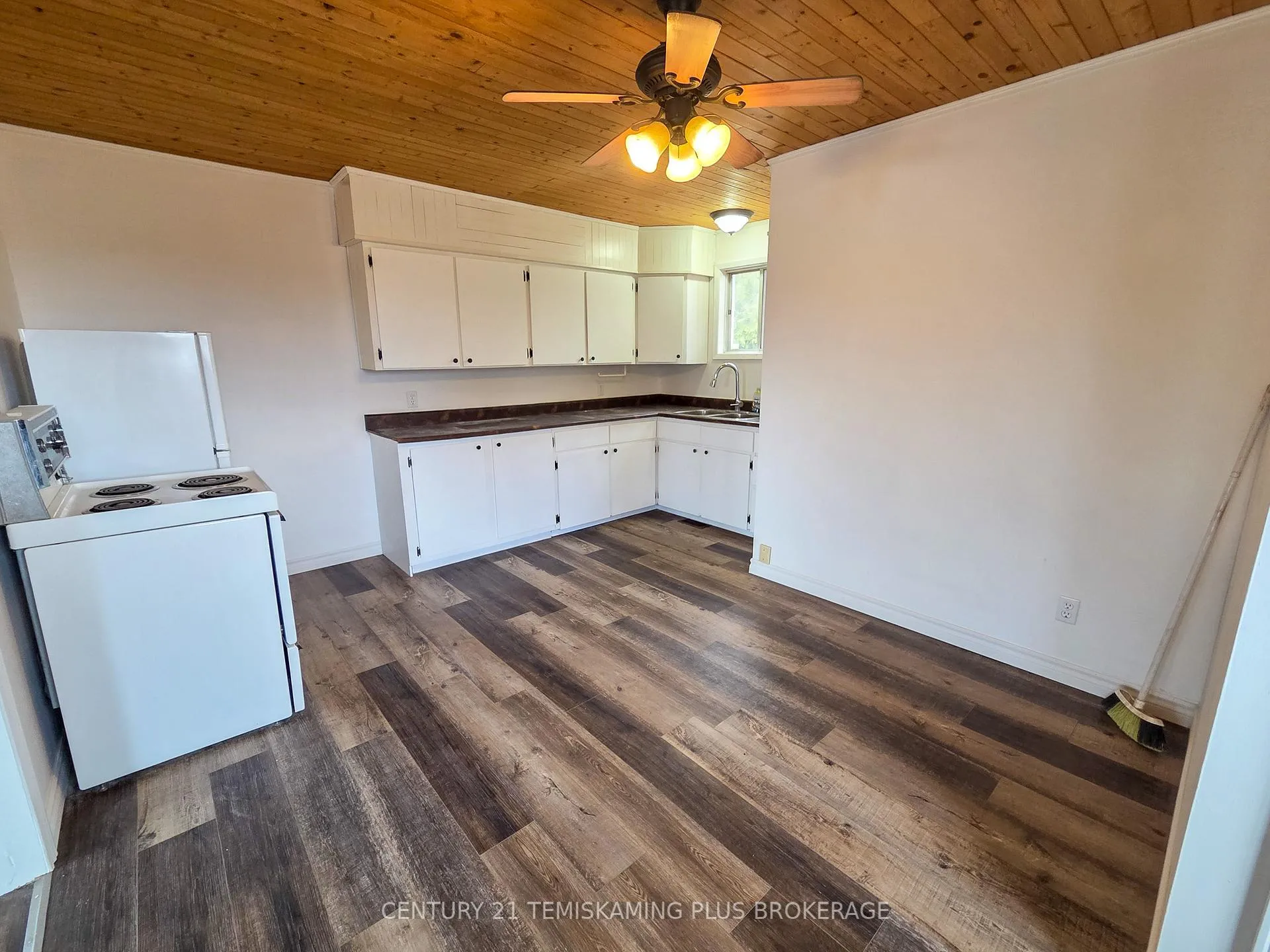 Photo 9 of 533205 River Road, Englehart, Central Timiskaming — HOMEH