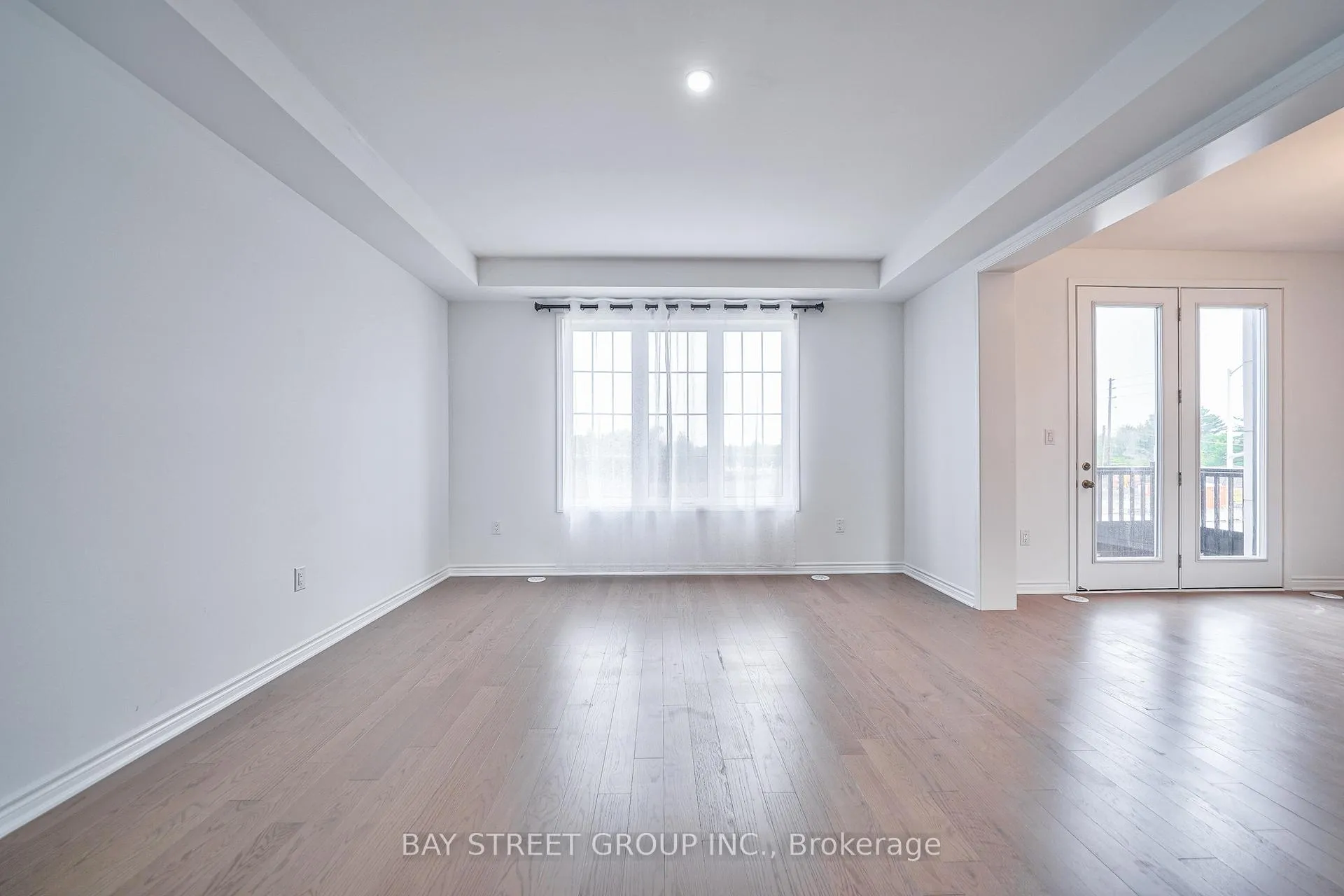Photo 19 of 3102 Harasym Trail, Oakville, Northwest — HOMEH