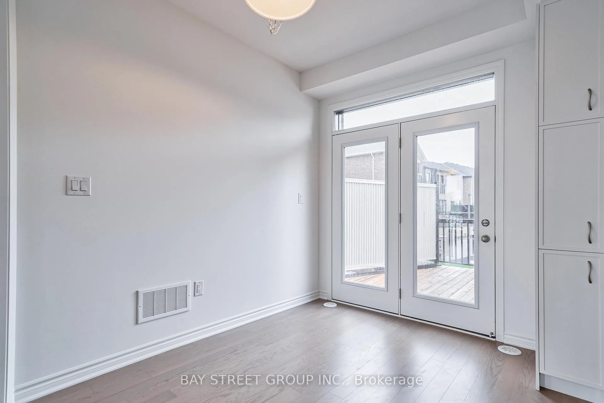 Photo 23 of 3102 Harasym Trail, Oakville, Northwest — HOMEH