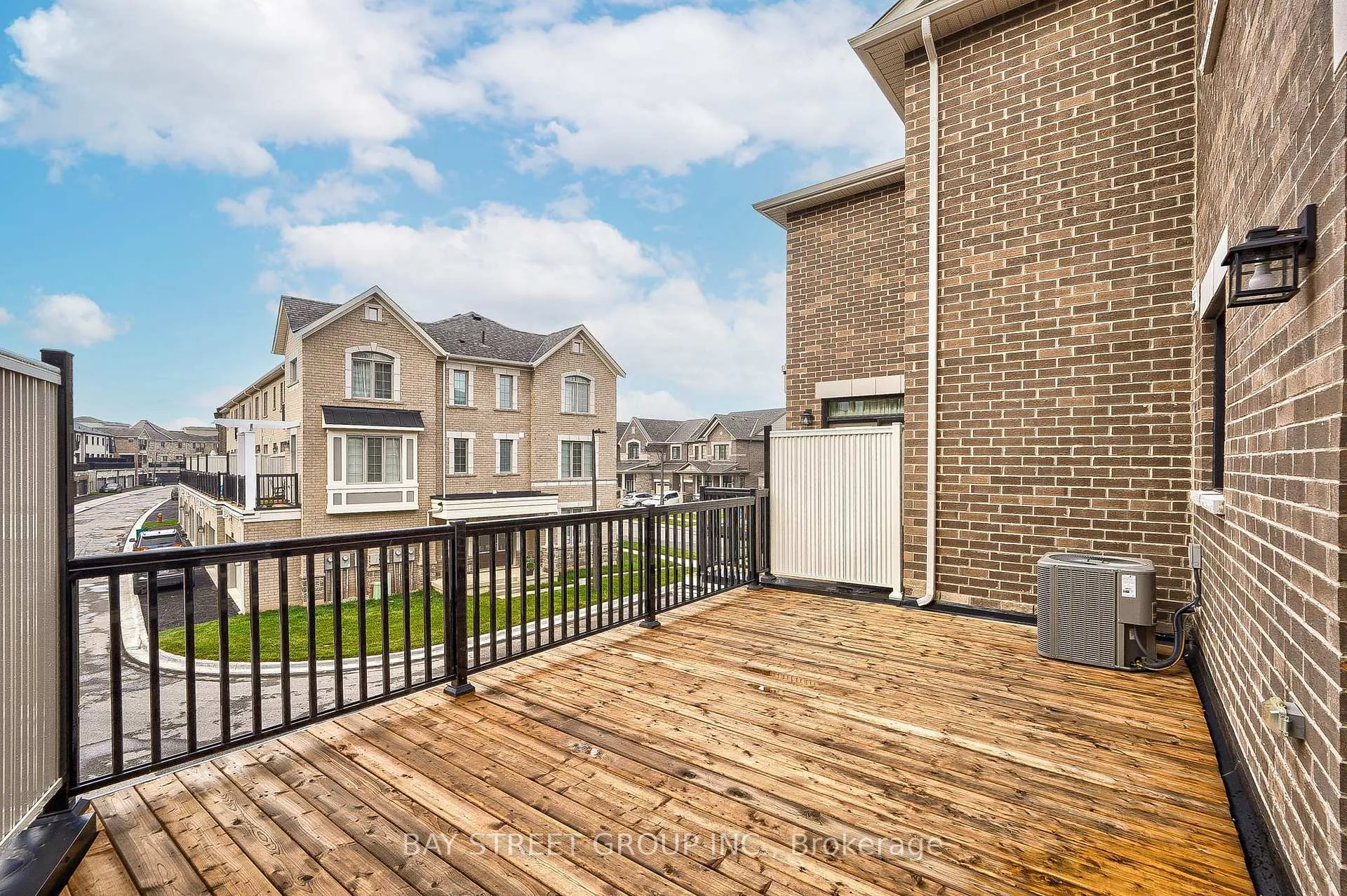 Photo 28 of 3102 Harasym Trail, Oakville, Northwest — HOMEH