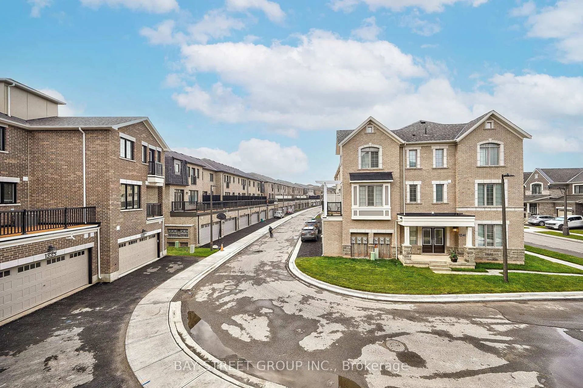 Photo 30 of 3102 Harasym Trail, Oakville, Northwest — HOMEH