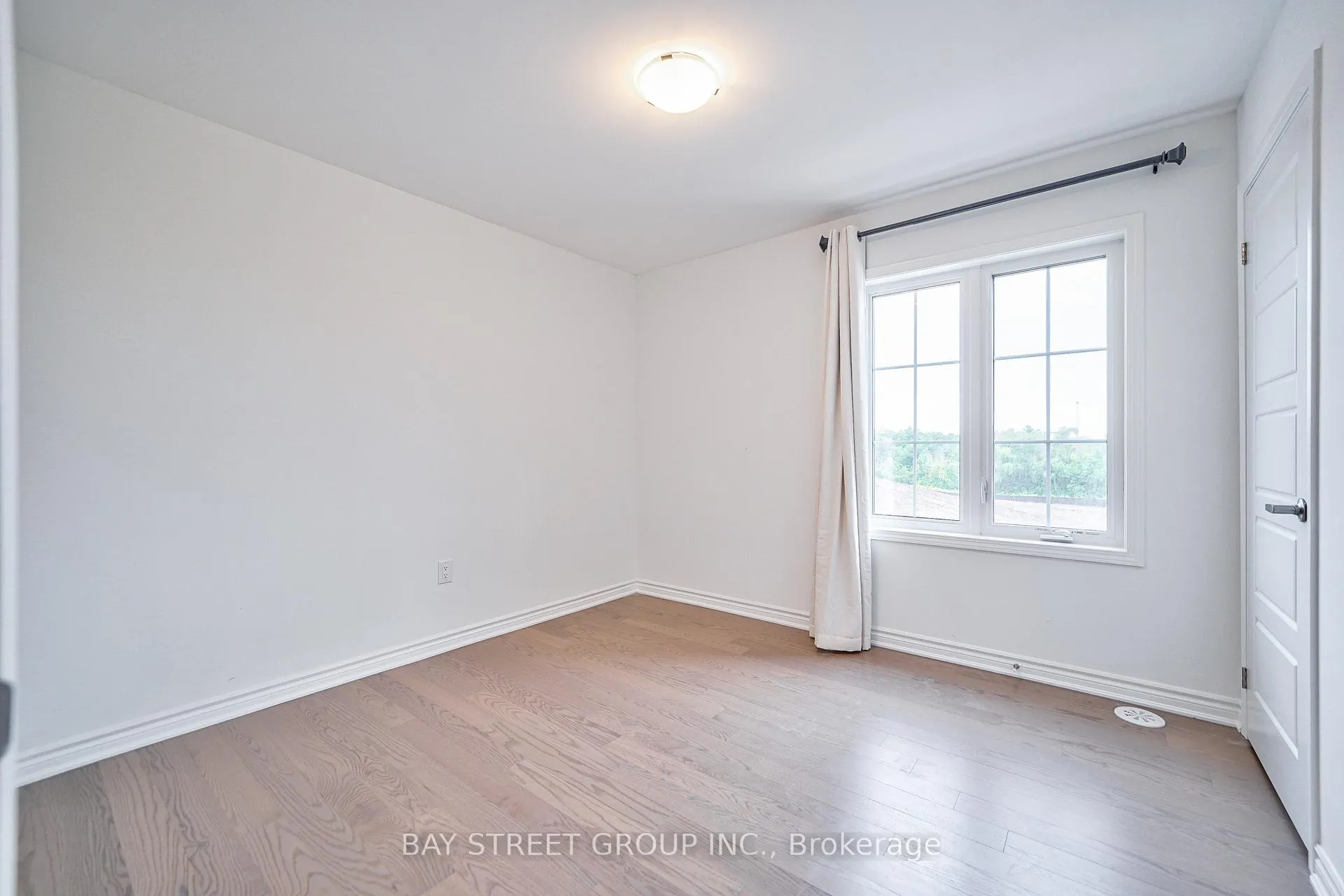 Photo 35 of 3102 Harasym Trail, Oakville, Northwest — HOMEH