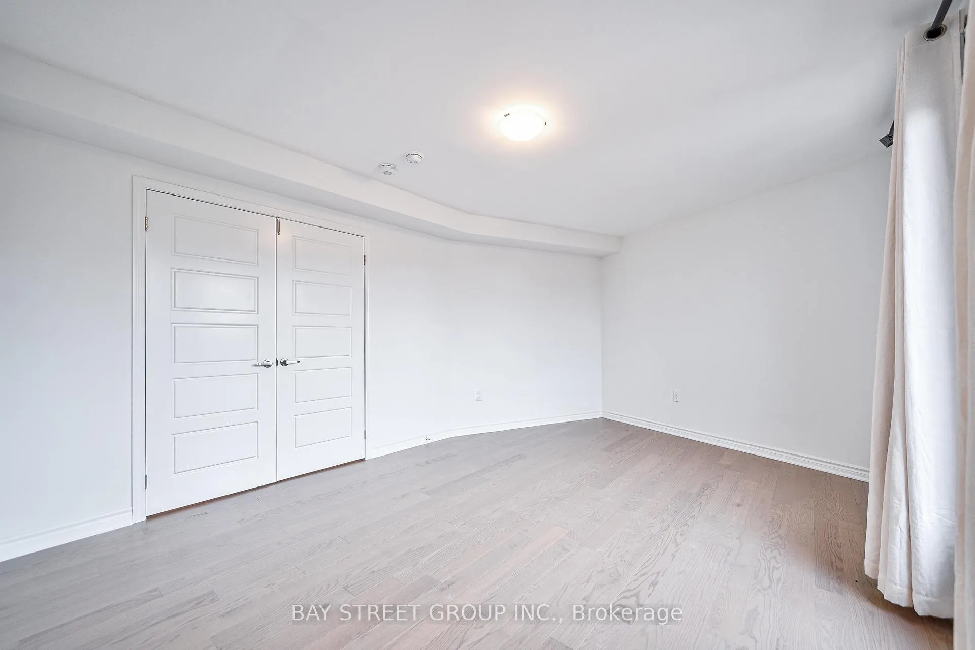 Photo 41 of 3102 Harasym Trail, Oakville, Northwest — HOMEH