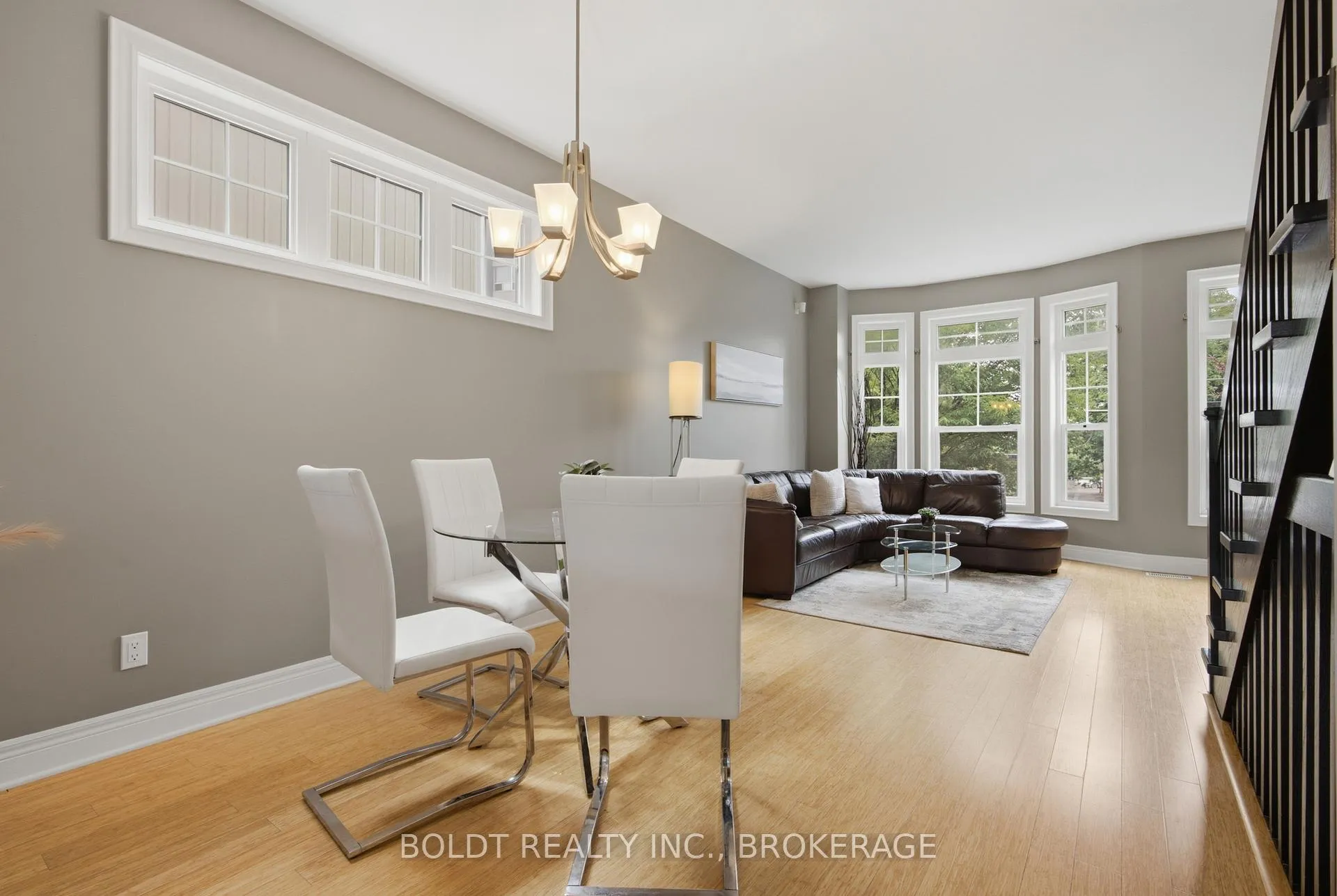 Photo 11 of 41 Durksen Drive, St. Catharines, Downtown — HOMEH