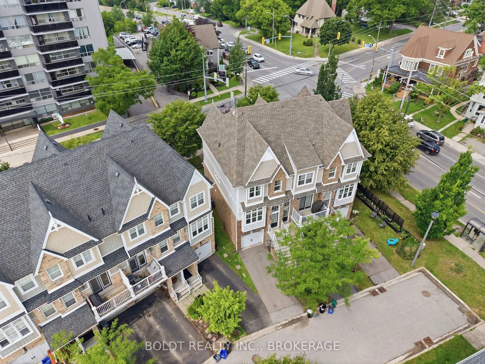 Photo 34 of 41 Durksen Drive, St. Catharines, Downtown — HOMEH