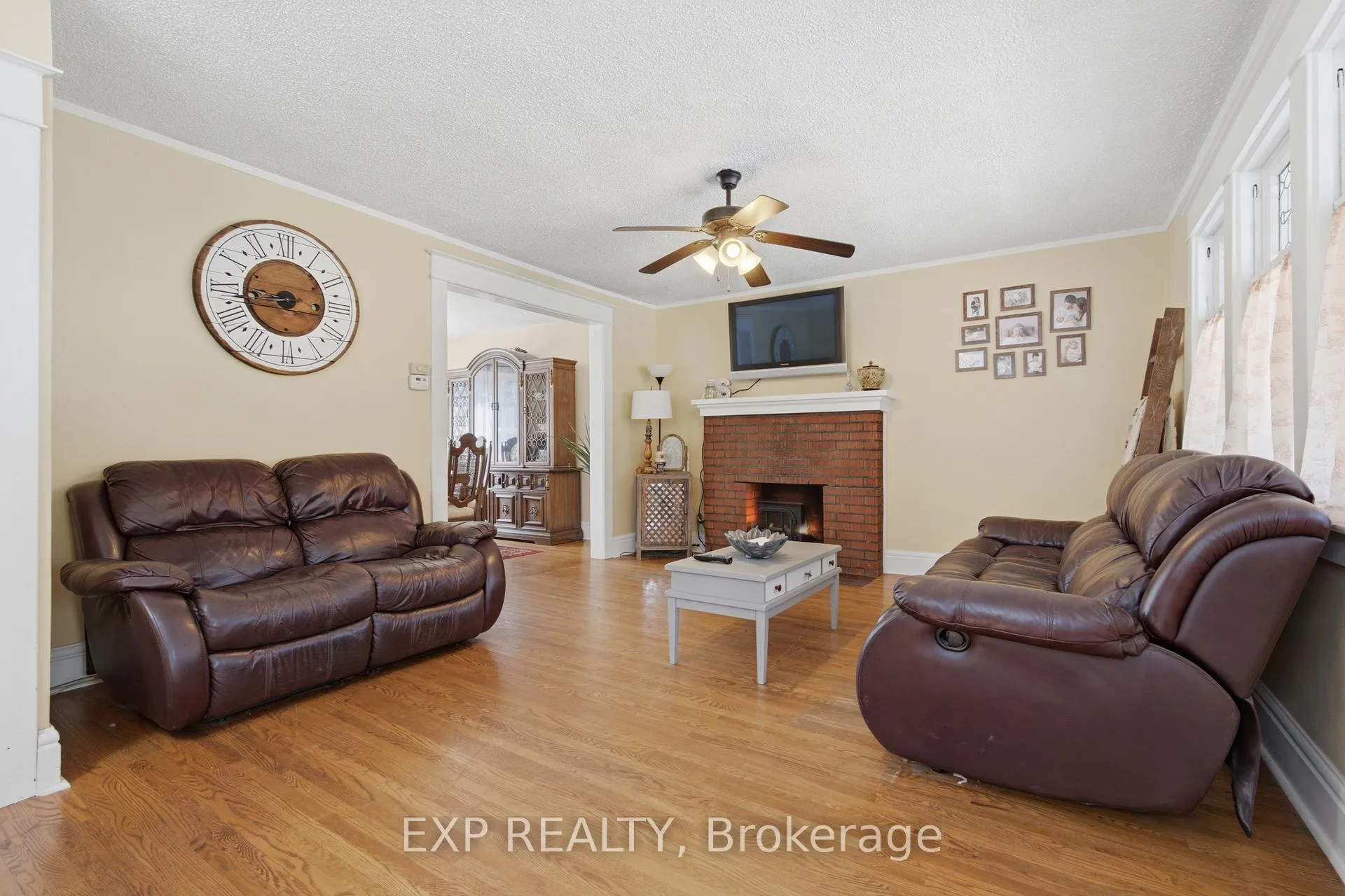 Photo 10 of 26 Lowell Avenue, St. Catharines, Downtown — HOMEH