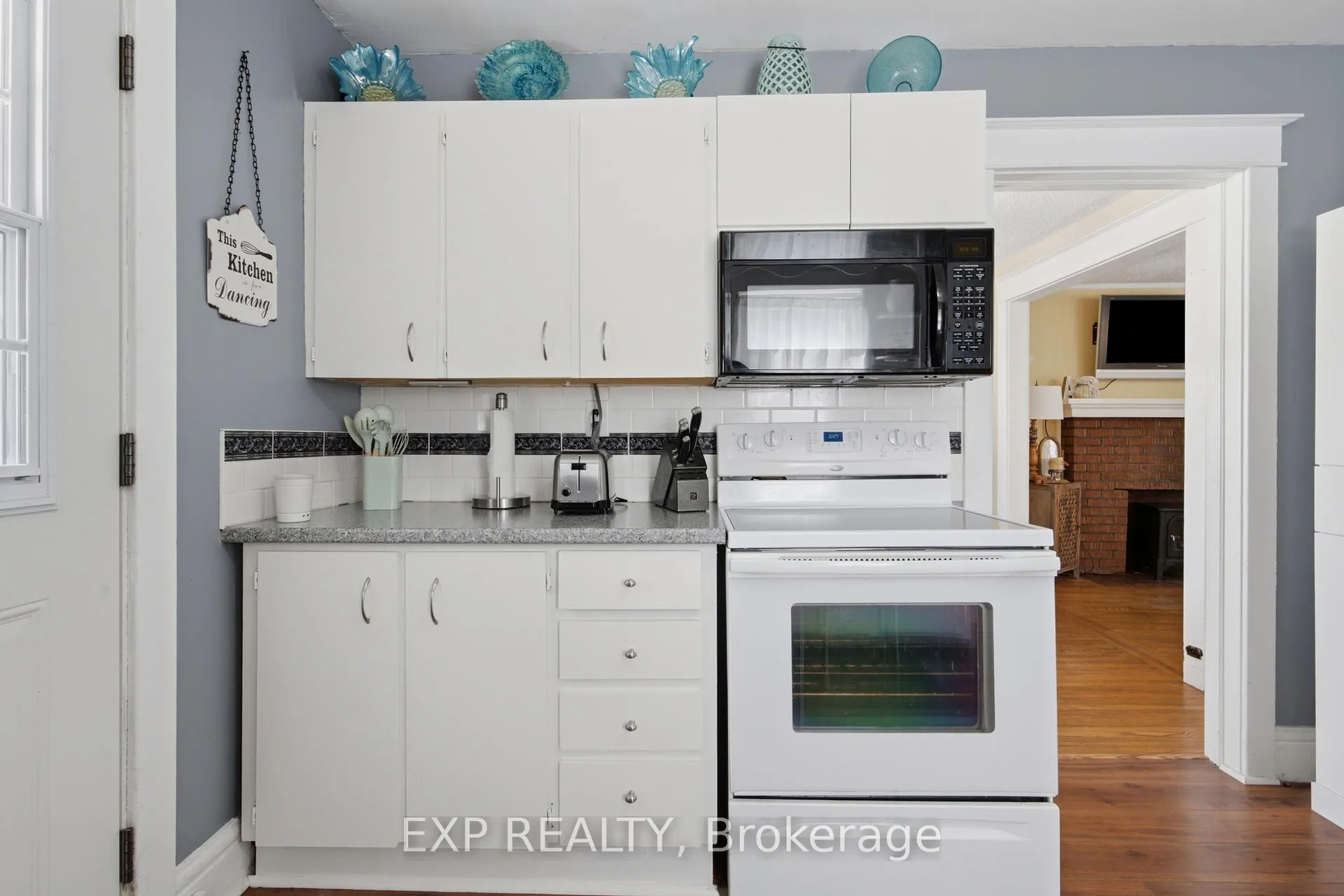 Photo 22 of 26 Lowell Avenue, St. Catharines, Downtown — HOMEH