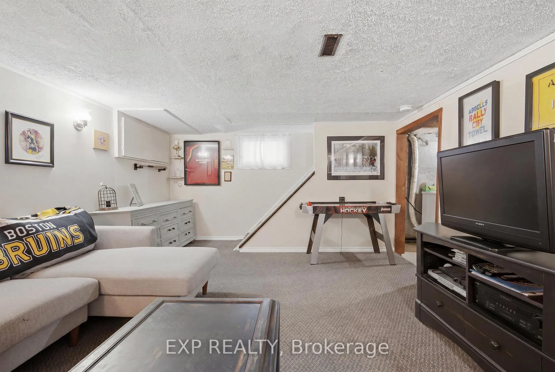 Photo 39 of 26 Lowell Avenue, St. Catharines, Downtown — HOMEH